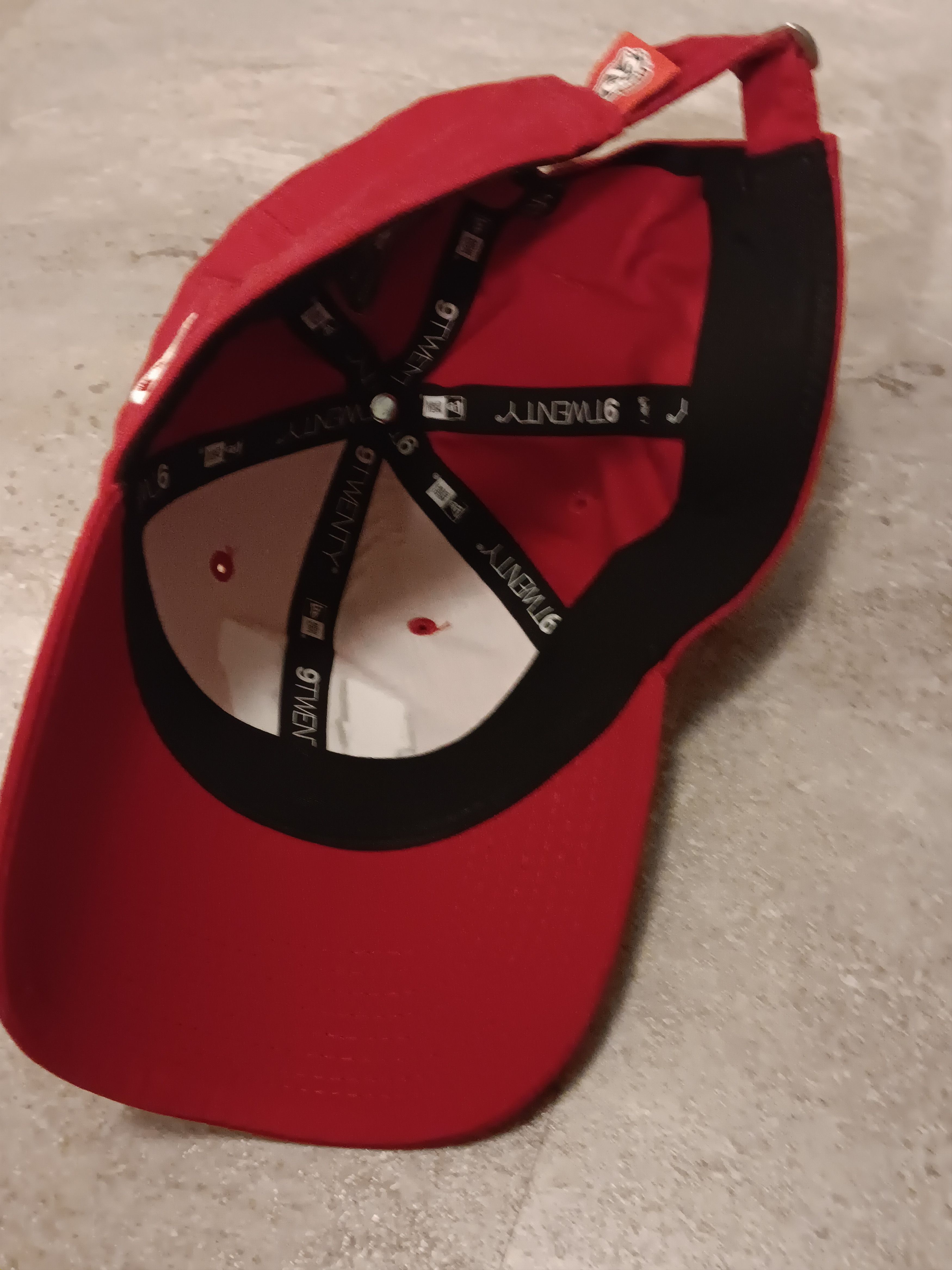 New Era Wisconsin Badgers 9Twenty New Era Hat Size ONE SIZE - 3 Thumbnail