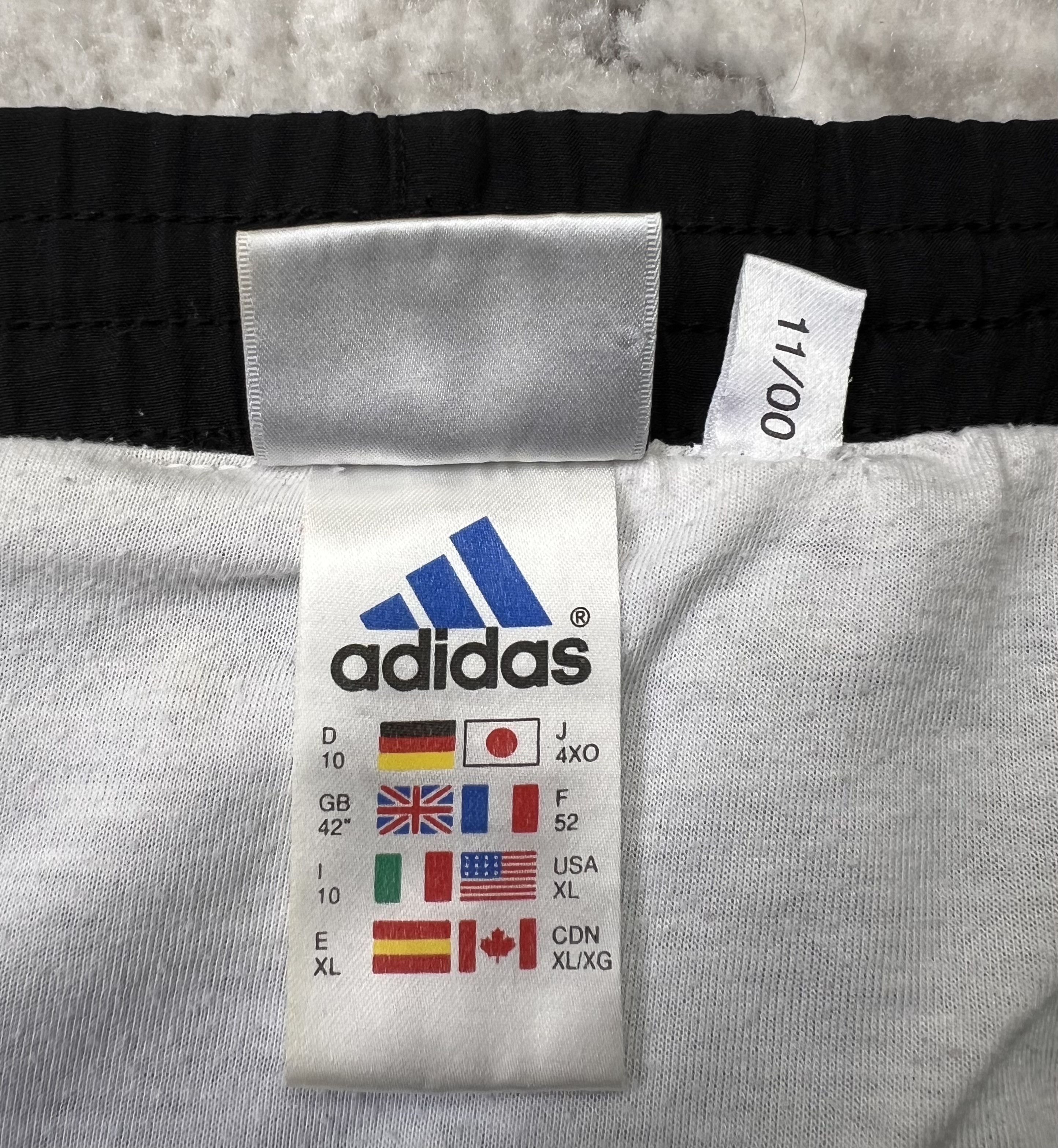 Adidas × Vintage Vintage Adidas 3-Stripes Swim Shorts Y2K XL Size US 36 / EU 52 - 11 Thumbnail