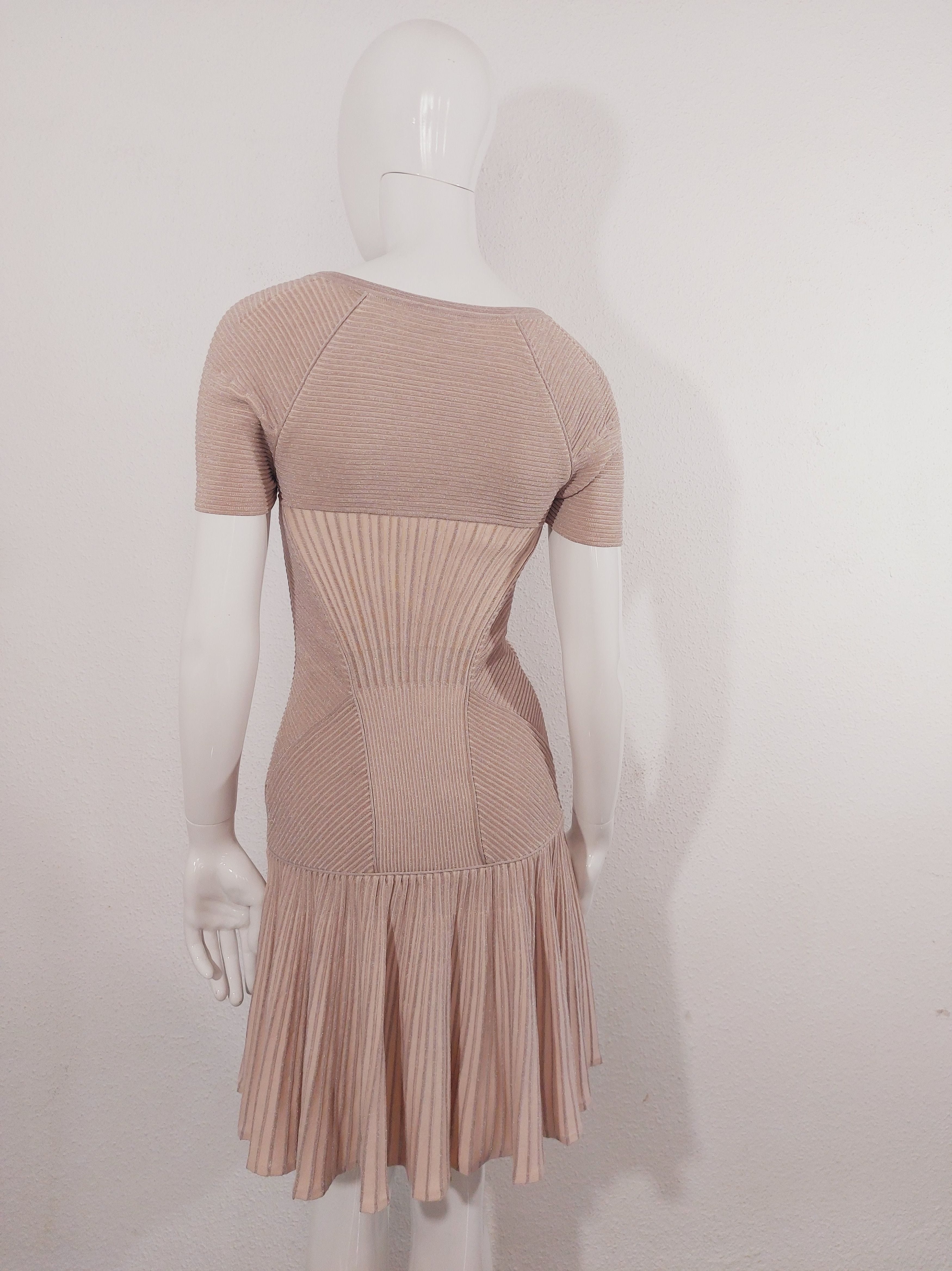 Alexander McQueen Alexander McQueen Corset Pink Pearl Metallic Mini Dress Size S / US 4 / IT 40 - 13 Thumbnail