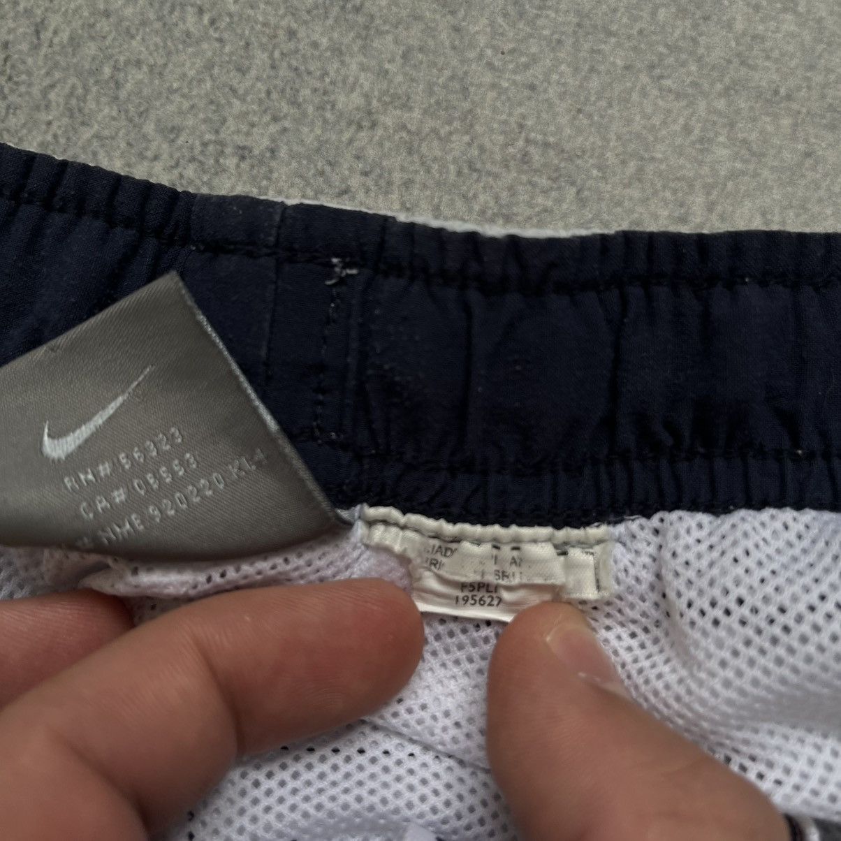 Nike Trackpants Nike Vintage Double Swoosh Size US 38 / EU 54 - 7 Thumbnail