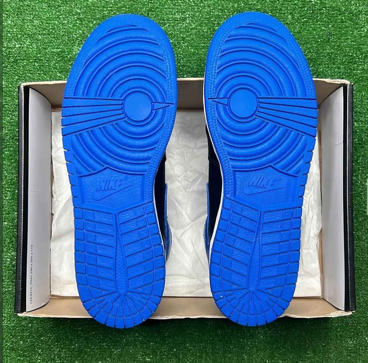 Jordan Brand Air Jordan 1 Retro High OG GS ‘ Royal ‘ 2017 Size US 6 / EU 39 - 5 Thumbnail