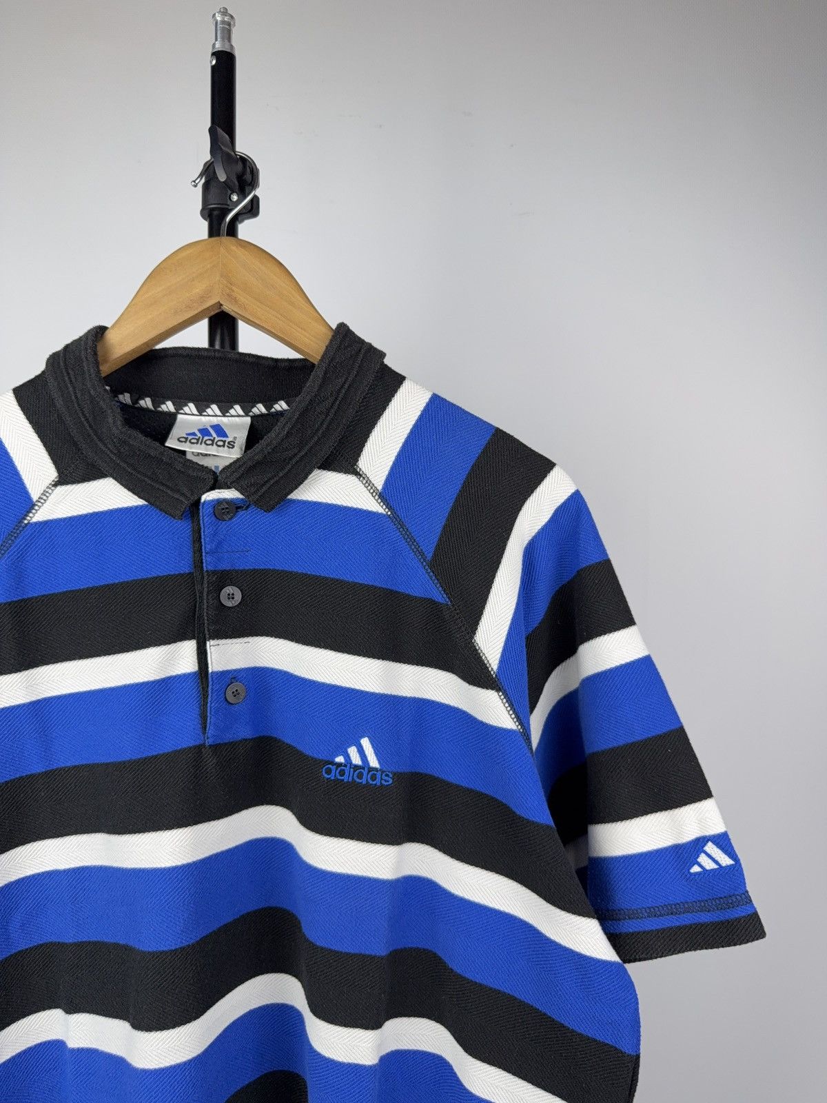 Adidas Vintage 90s Adidas Retro Multicolour striped Y2K Polos Size US L / EU 52-54 / 3 - 2 Thumbnail