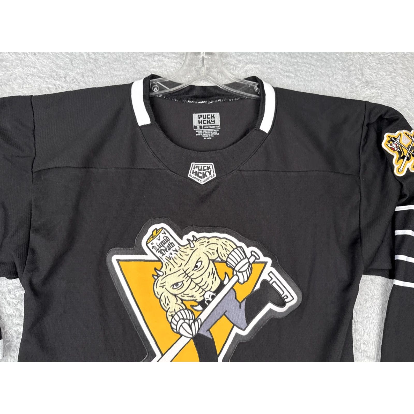 Vintage Liquid Death x Puck Hcky Hockey Jersey Mens Small Black 66 Logo Graphic Penguins Size US S / EU 44-46 / 1 - 4 Thumbnail