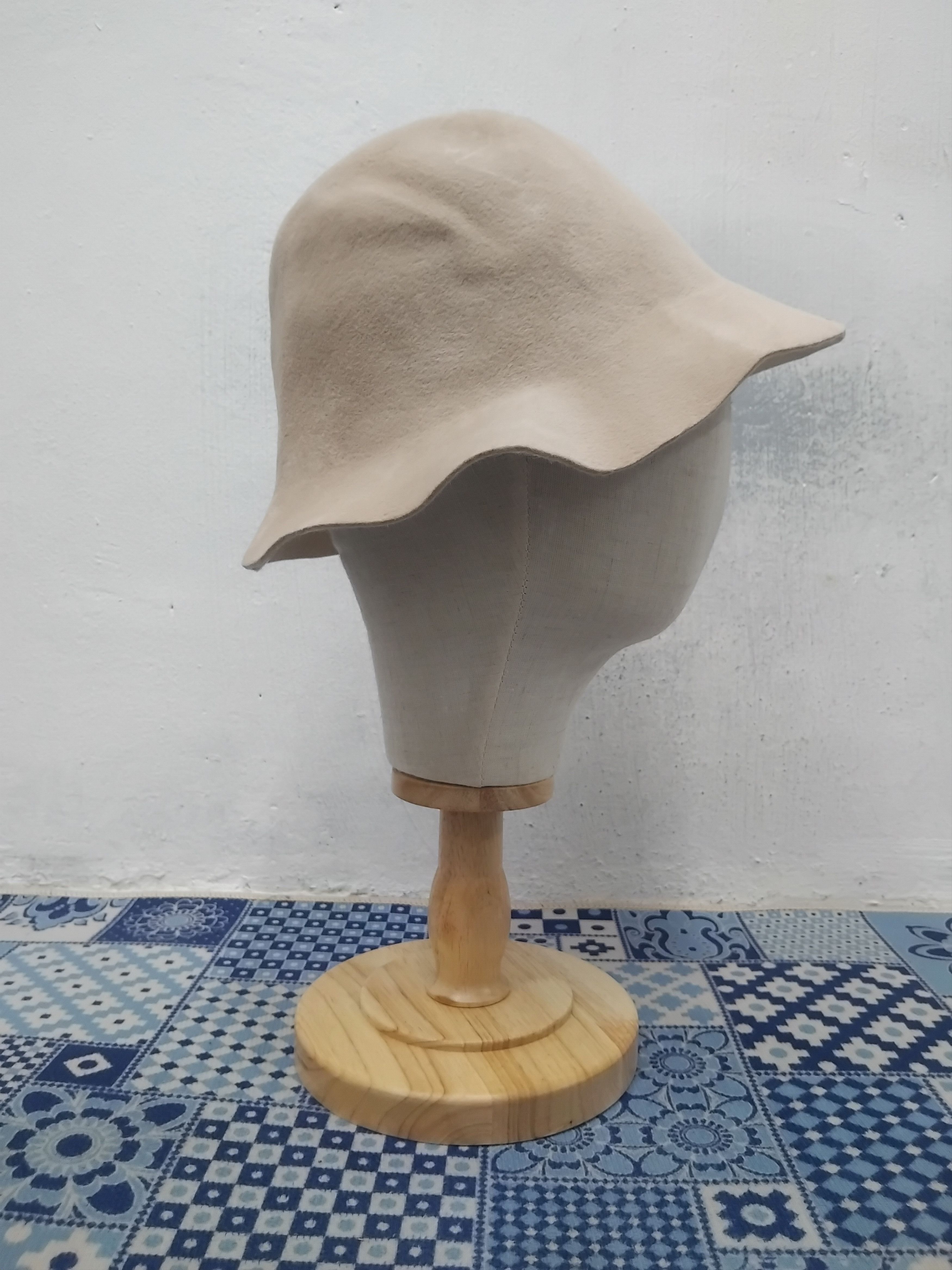Other Hungarotex Made in Hungary peach colour hat Size 38 - 6 Thumbnail