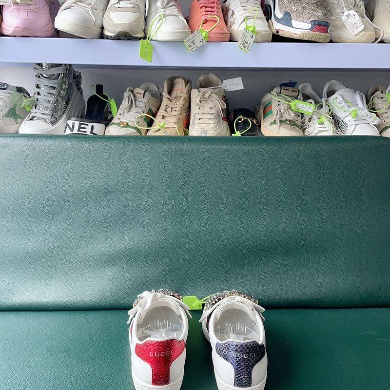 Gucci Gucci Ace Low Top Sneakers with Crystal Bow Size US 5 / IT 35 - 3 Thumbnail