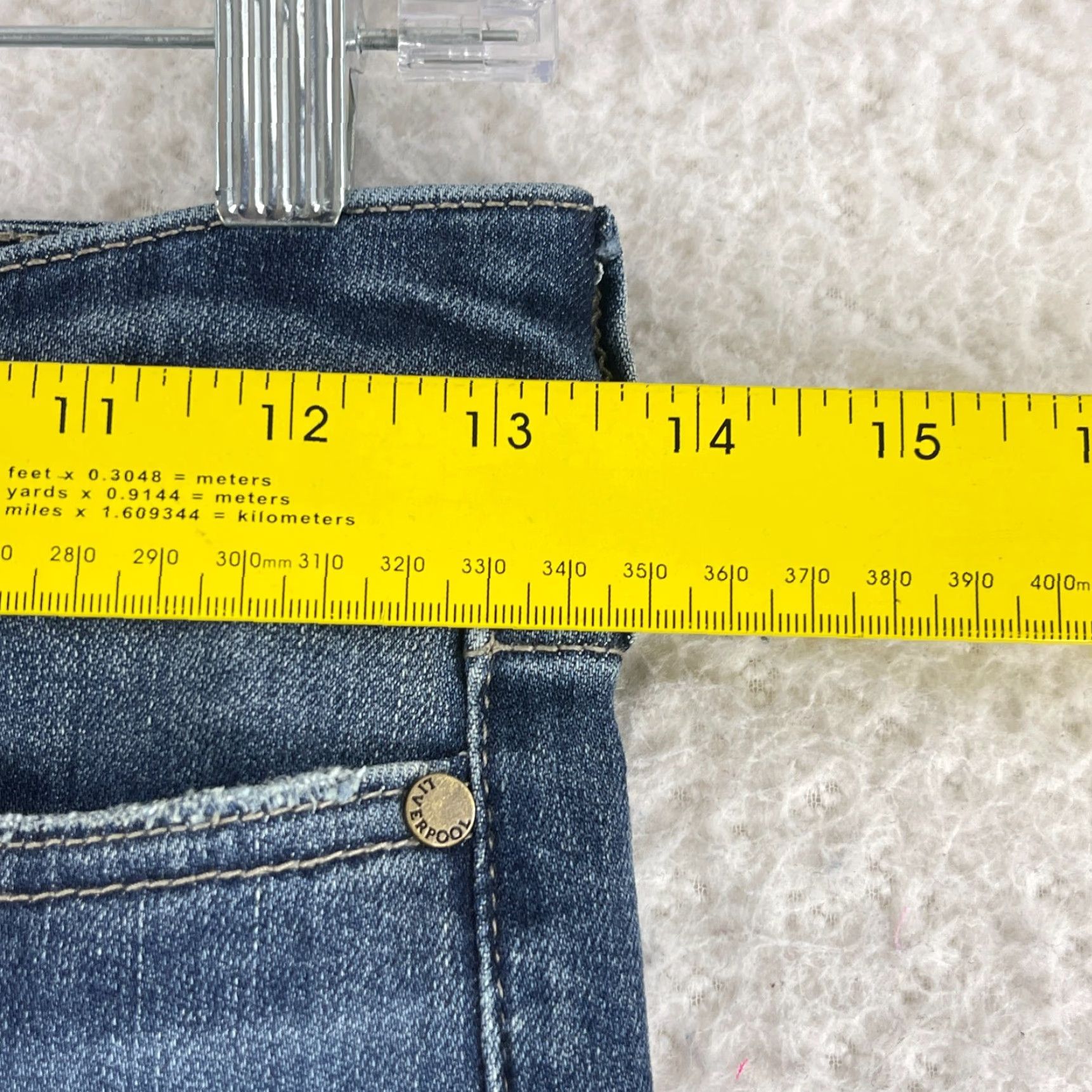Vintage Liverpool Jeans Womens Jeans Blue Denim Straight Leg Mid-Rise 25 Size 25 City Bohemian Hipster Size 42" / US 20 - 7 Thumbnail