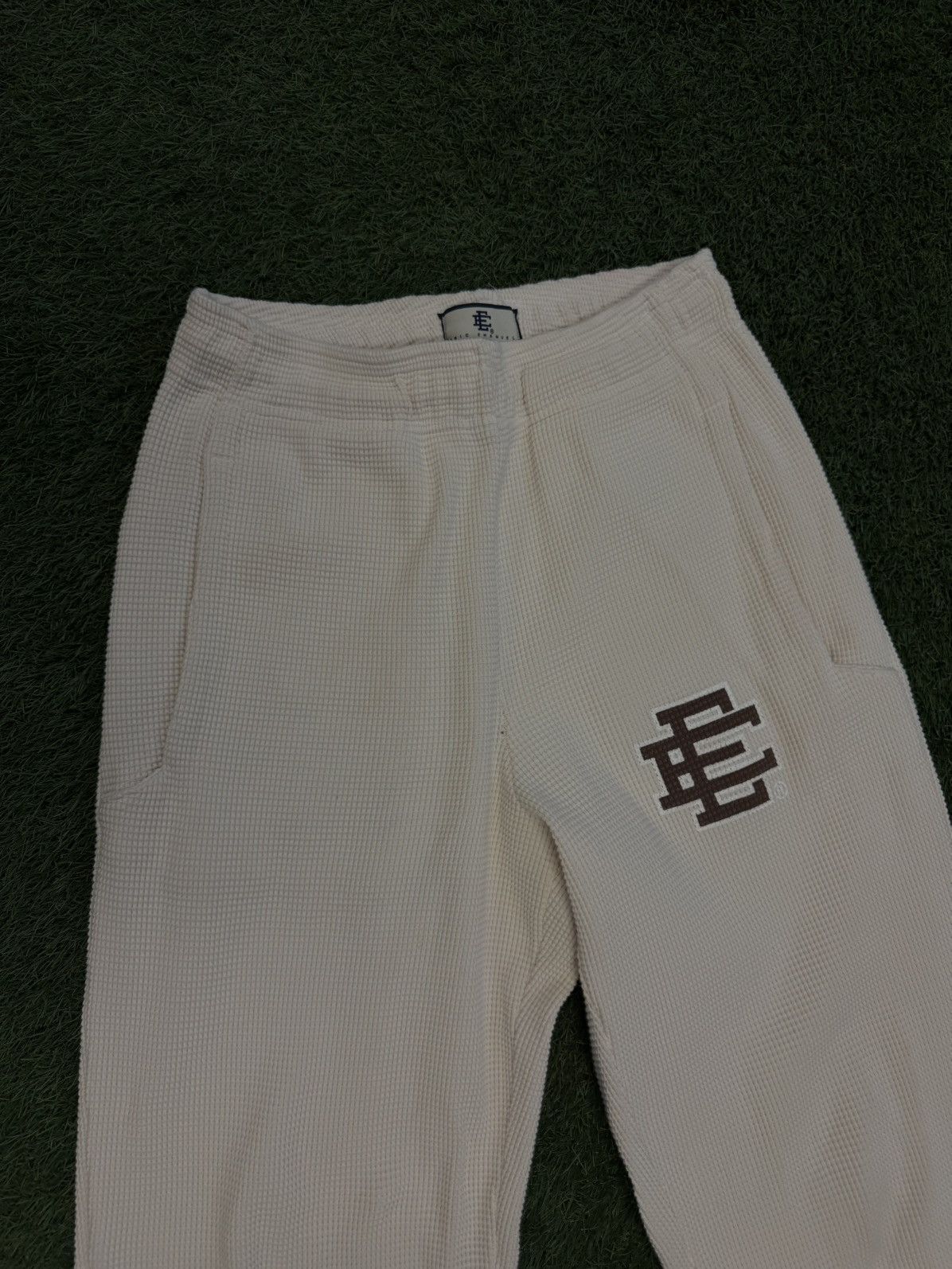 Eric Emanuel Eric Emanuel FW21 White/Brown Thermal Sweatpants Size (M) Size US 31 - 6 Thumbnail