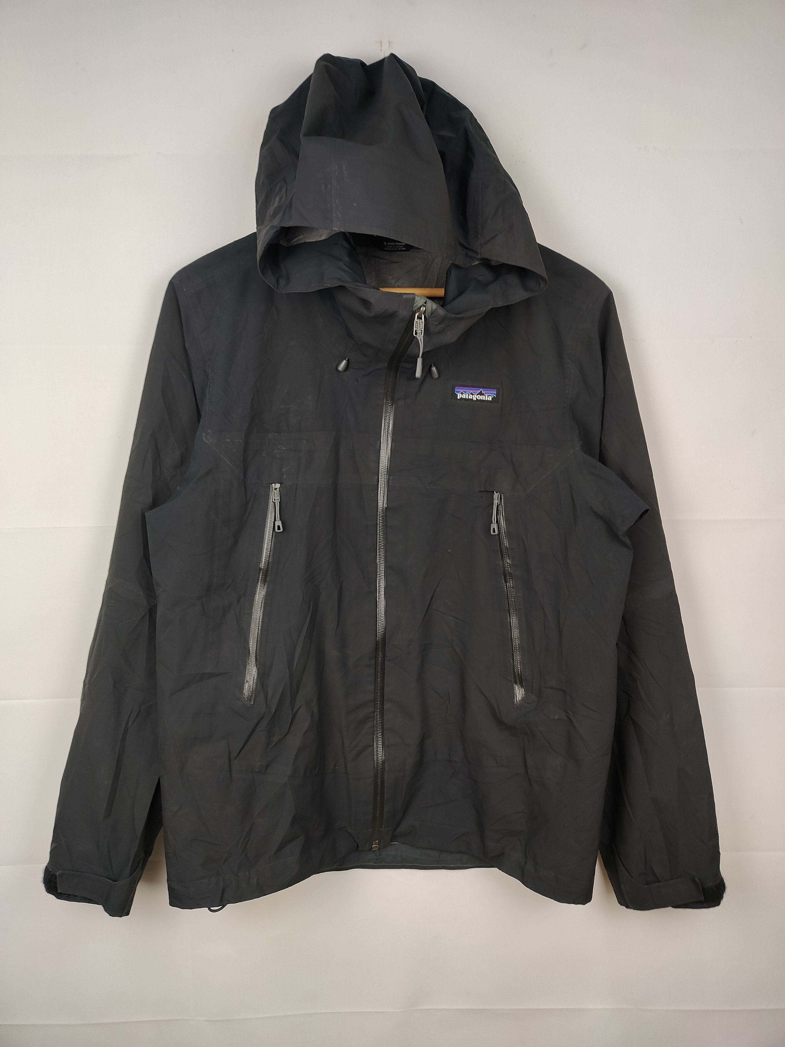Patagonia Patagonia Waterproof Fogbank Trench Coat | Grailed