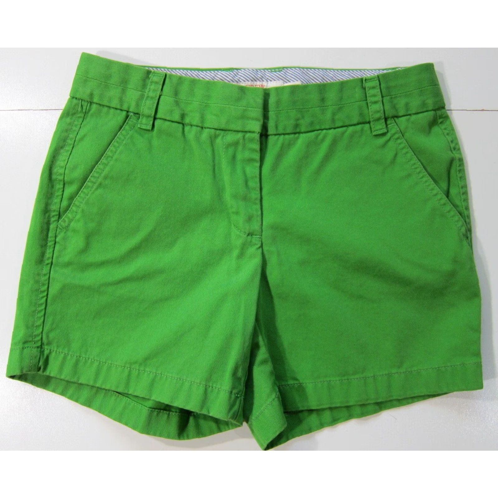 J.Crew J.Crew Bright Green 100% Cotton Flat Front Pocket Chino Short Women XS 28" Green, 5" Inseam, 36" HIP, 8.5" Rise, 4 Pockets, Regular, Short, Chino, 0 Size 26" / US 2 / IT 38 - 7 Thumbnail