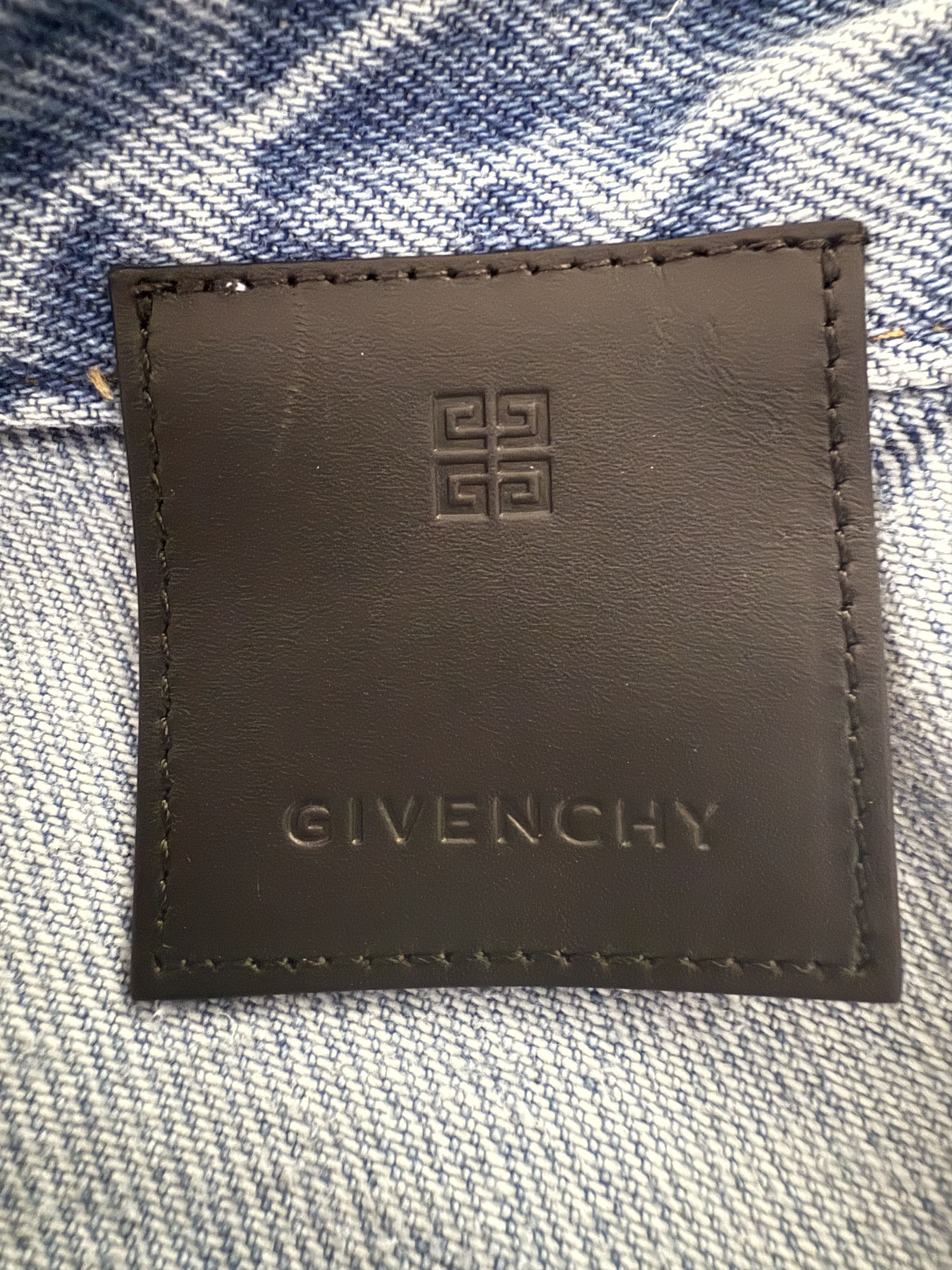 Givenchy Utility Fit Denims With Modular Design Size US 31 - 14 Thumbnail