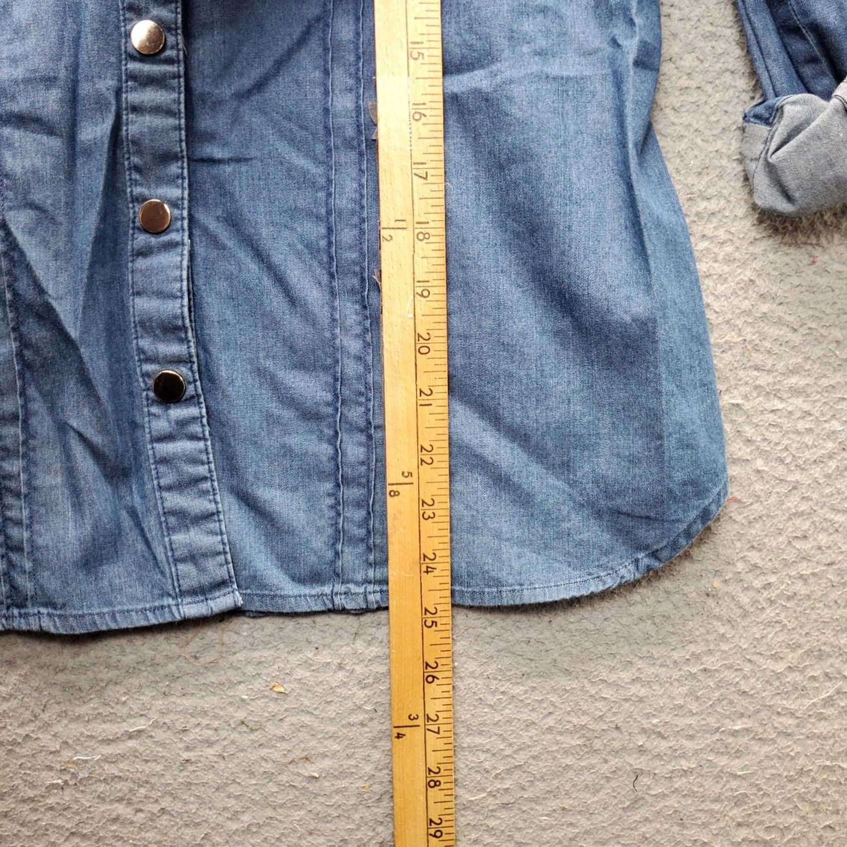 Charter Club Charter Club Western Shirt Womens Size 10P Blue Cotton Roll Tab Sleeve Snap Front Size L / US 10 / IT 46 - 8 Thumbnail