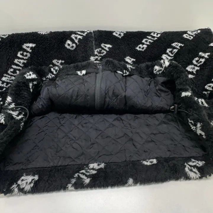 Balenciaga Balenciaga Black Faux Fur Oversized Zip Jacket Size S / US 4 / IT 40 - 9 Thumbnail