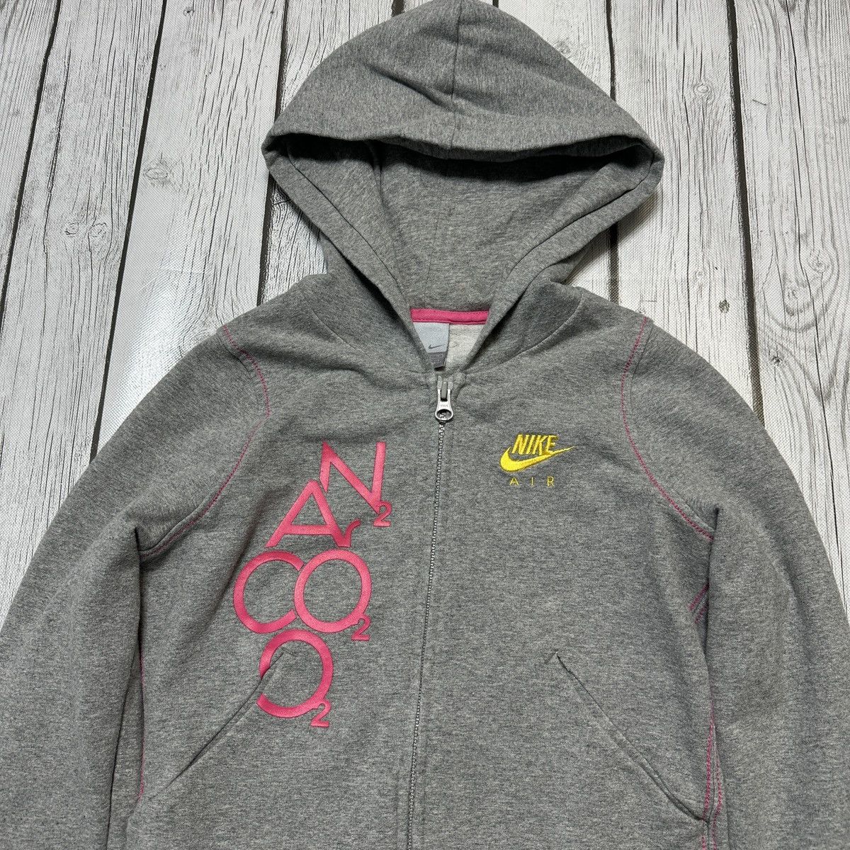 Nike × Vintage Vintage Nike hoodie Size XS / US 0-2 / IT 36-38 - 3 Thumbnail