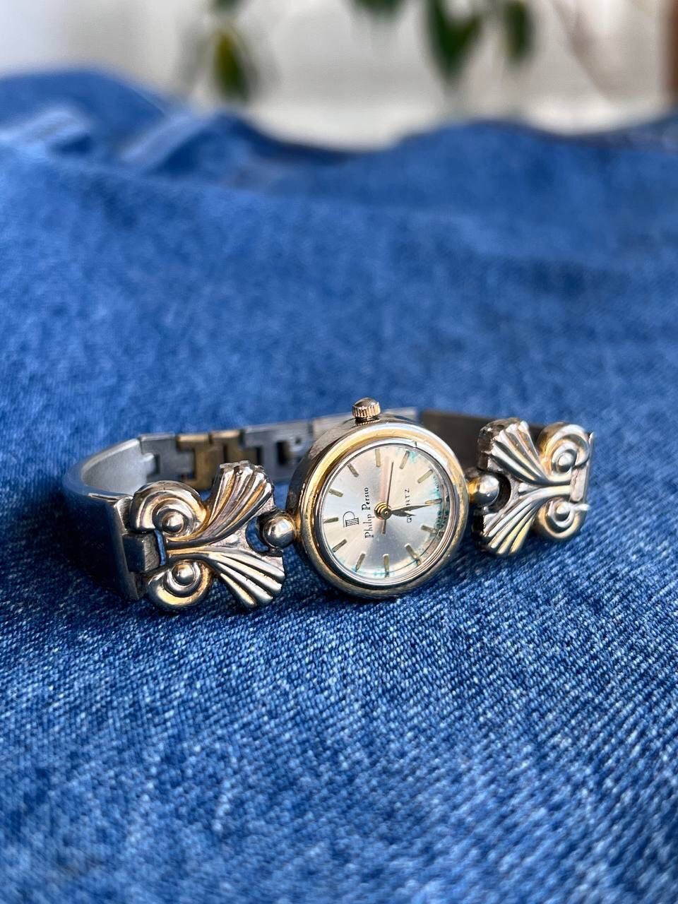 Japanese Brand × Vintage Vintage Japanese style futuristic Watch Size ONE SIZE - 1 Thumbnail