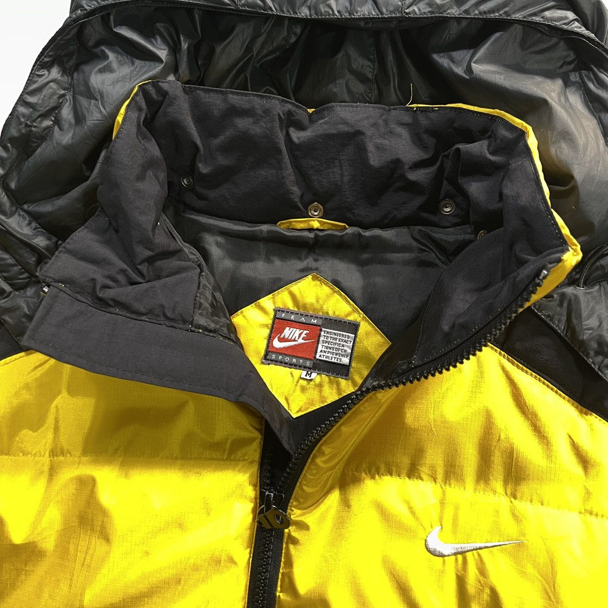 Nike Vintage Nike Puffer Ripstop Nylon Jacket Size US M / EU 48-50 / 2 - 5 Thumbnail