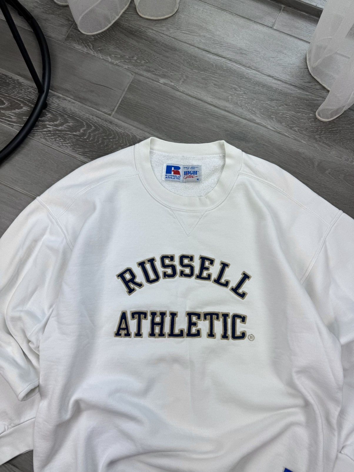 Other Vintage Russell Athletic Sweatshirt Big Centre Logo Crewneck Size US M / EU 48-50 / 2 - 7 Thumbnail