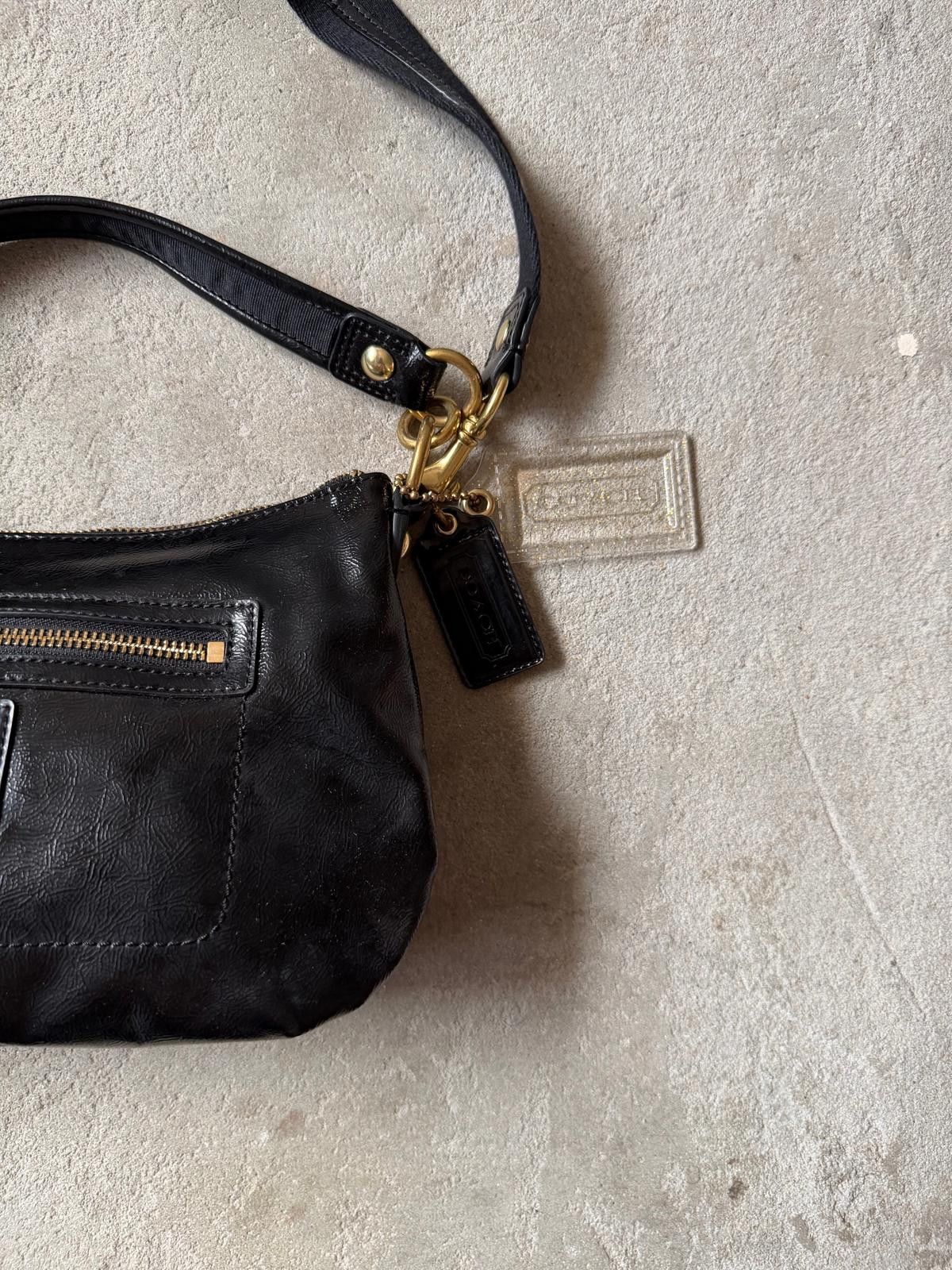 Coach Coach 2Way Poppy Daisy Leather Shoulder Bag Black Size ONE SIZE - 4 Thumbnail