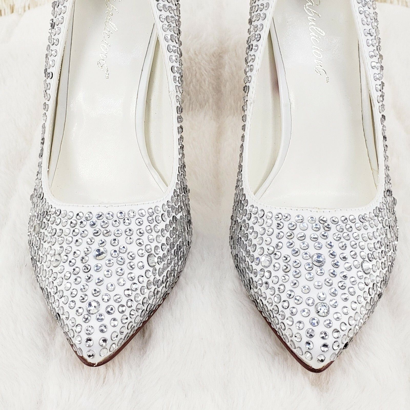 Other Amuse 20 RS Ivory Satin Pointy Toe Rhinestone Pump Shoe 5" H Size US 10 / IT 40 - 7 Thumbnail