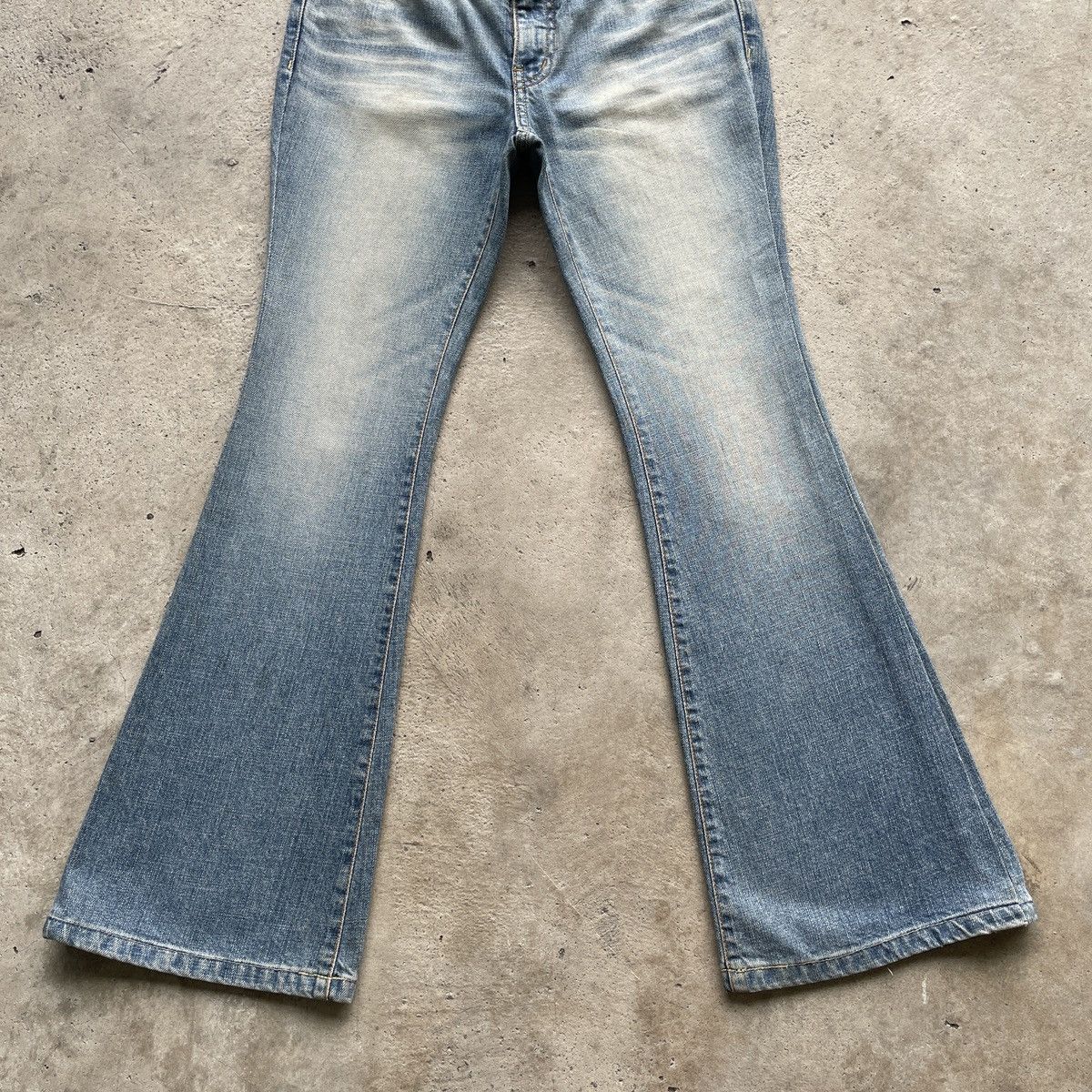 Japanese Brand Vintage Japanese TBJ Faded FLARE Jeans Bootcut Denim Pants Size US 27 - 5 Thumbnail