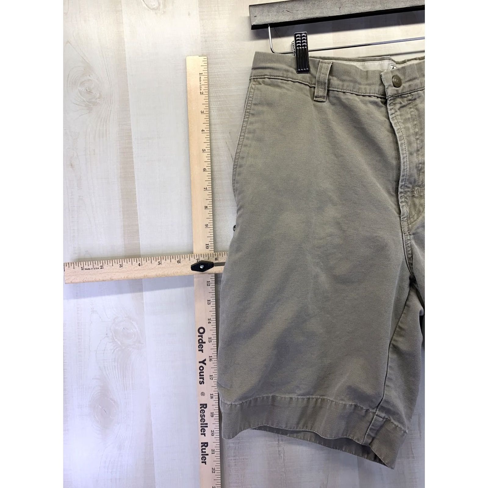 Vintage Columbia Cargo Shorts Mens SZ 32 Gray Green Weathered Cotton Flat Front Pocket 10in Inseam Casual Vintage: No Size US 32 / EU 48 - 5 Thumbnail