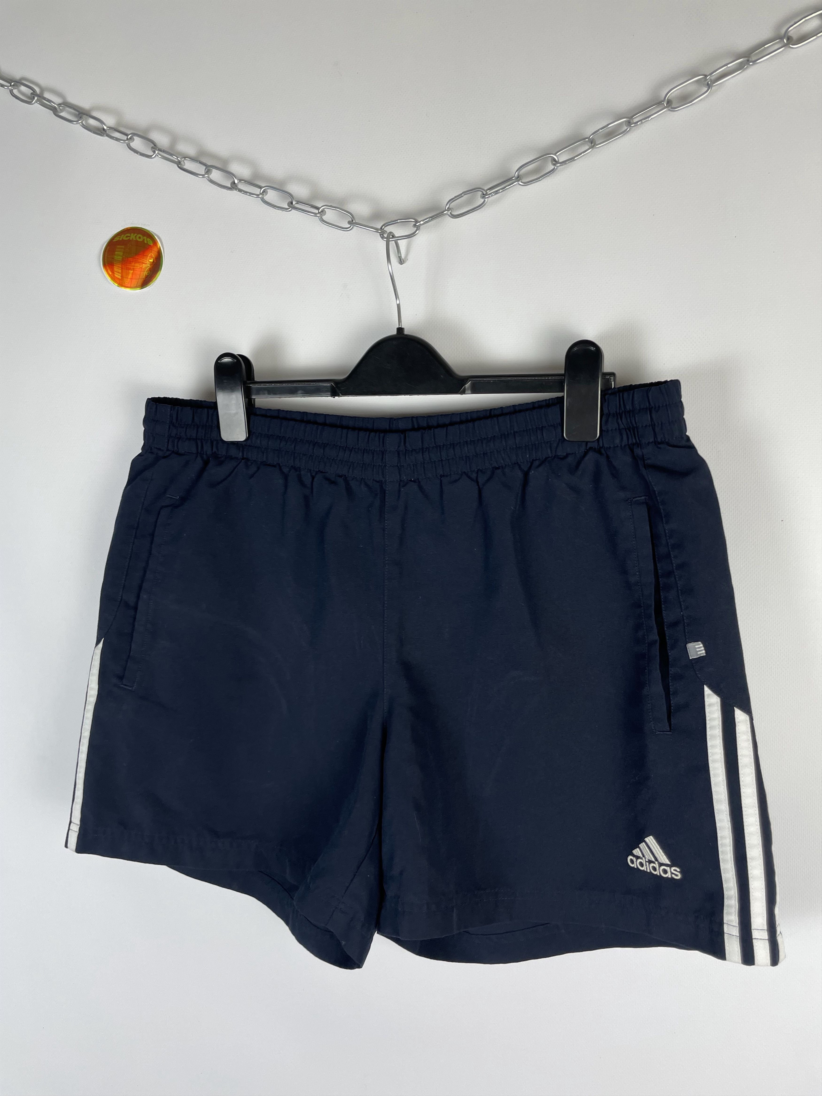 Adidas Vintage Adidas Shorts Y2k Size US 34 / EU 50 - 4 Thumbnail