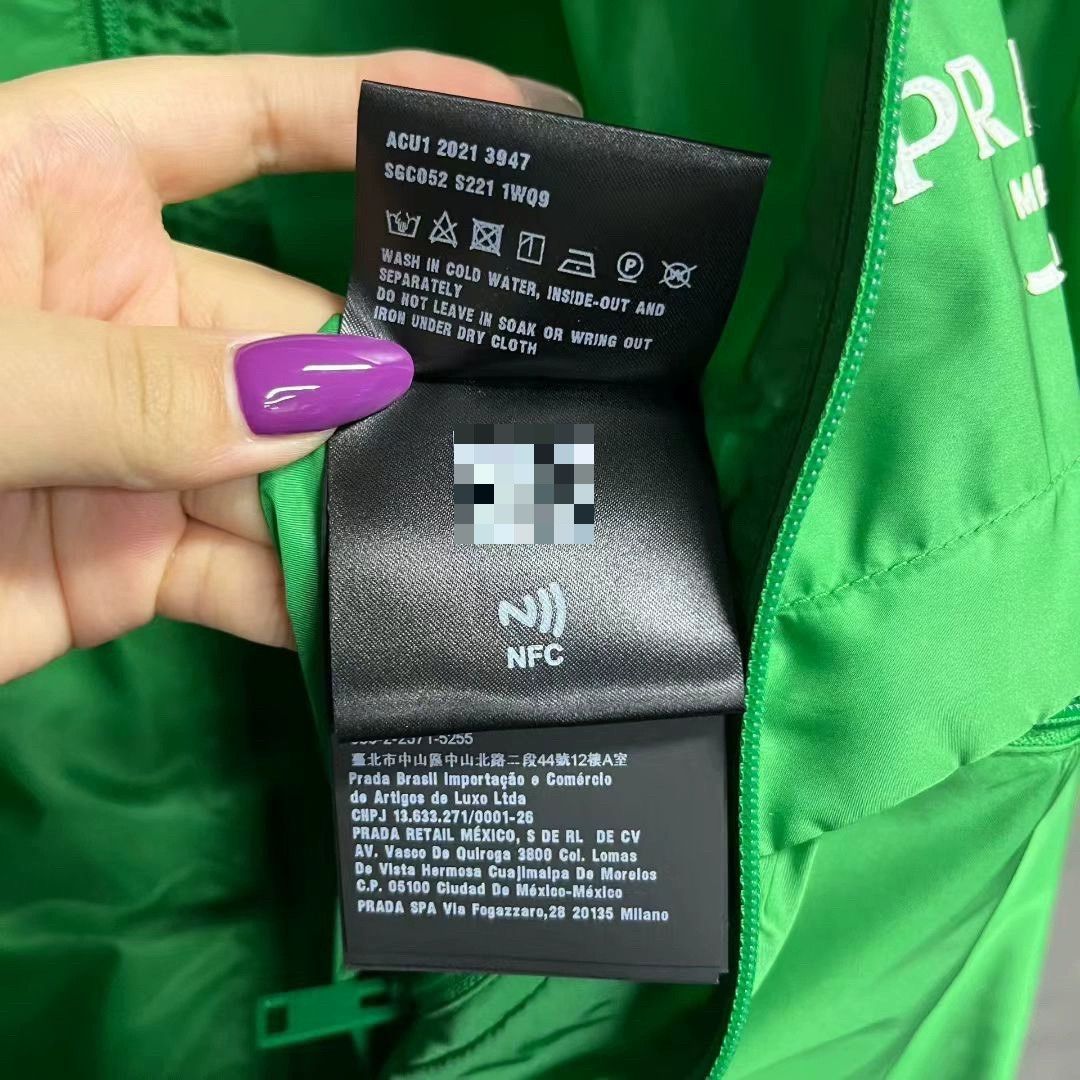 Prada prada green logo print hooded jacket Size US L / EU 52-54 / 3 - 4 Thumbnail