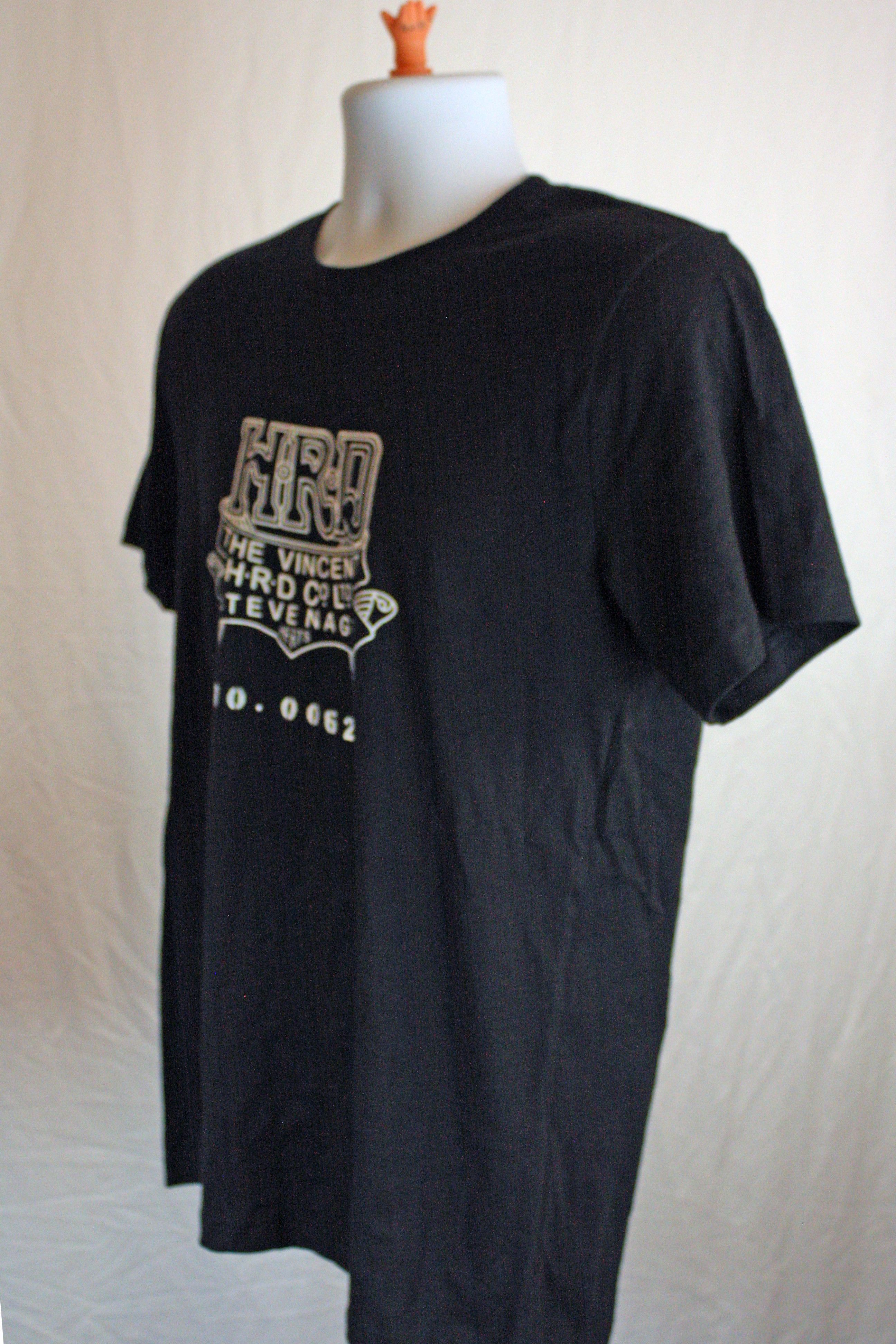 Other HRD The Vincent Tee Serial No. 0062 Release #3 in Medium Size US M / EU 48-50 / 2 - 2 Thumbnail