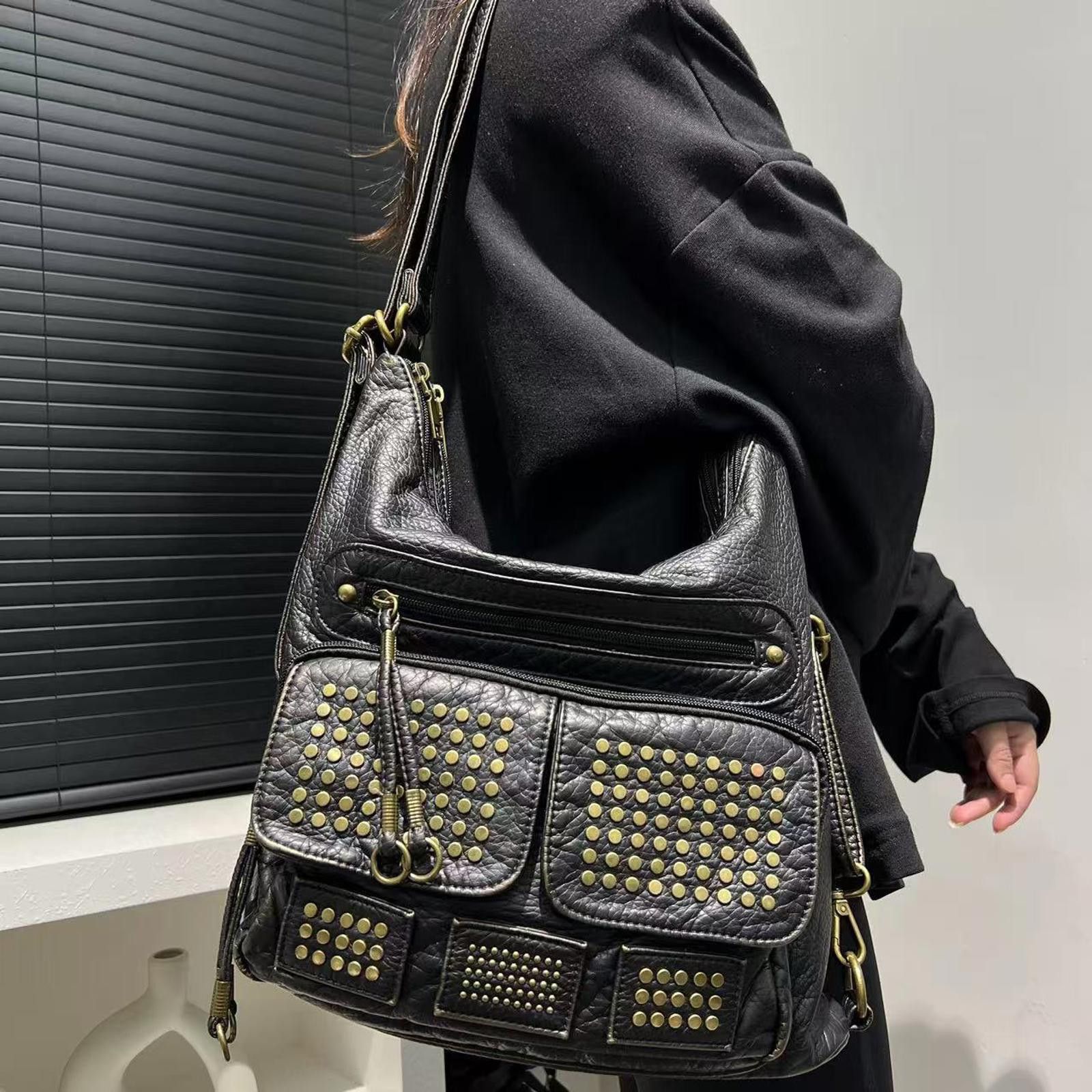 Vintage Black Studded Leather Shoulder Bag Convertible Backpack Size ONE SIZE - 5 Thumbnail