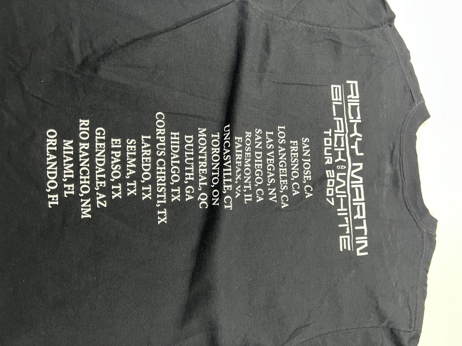Anvil Ricky Martin Black and White Tour 2007 Graphic T-Shirt Size US M / EU 48-50 / 2 - 4 Thumbnail