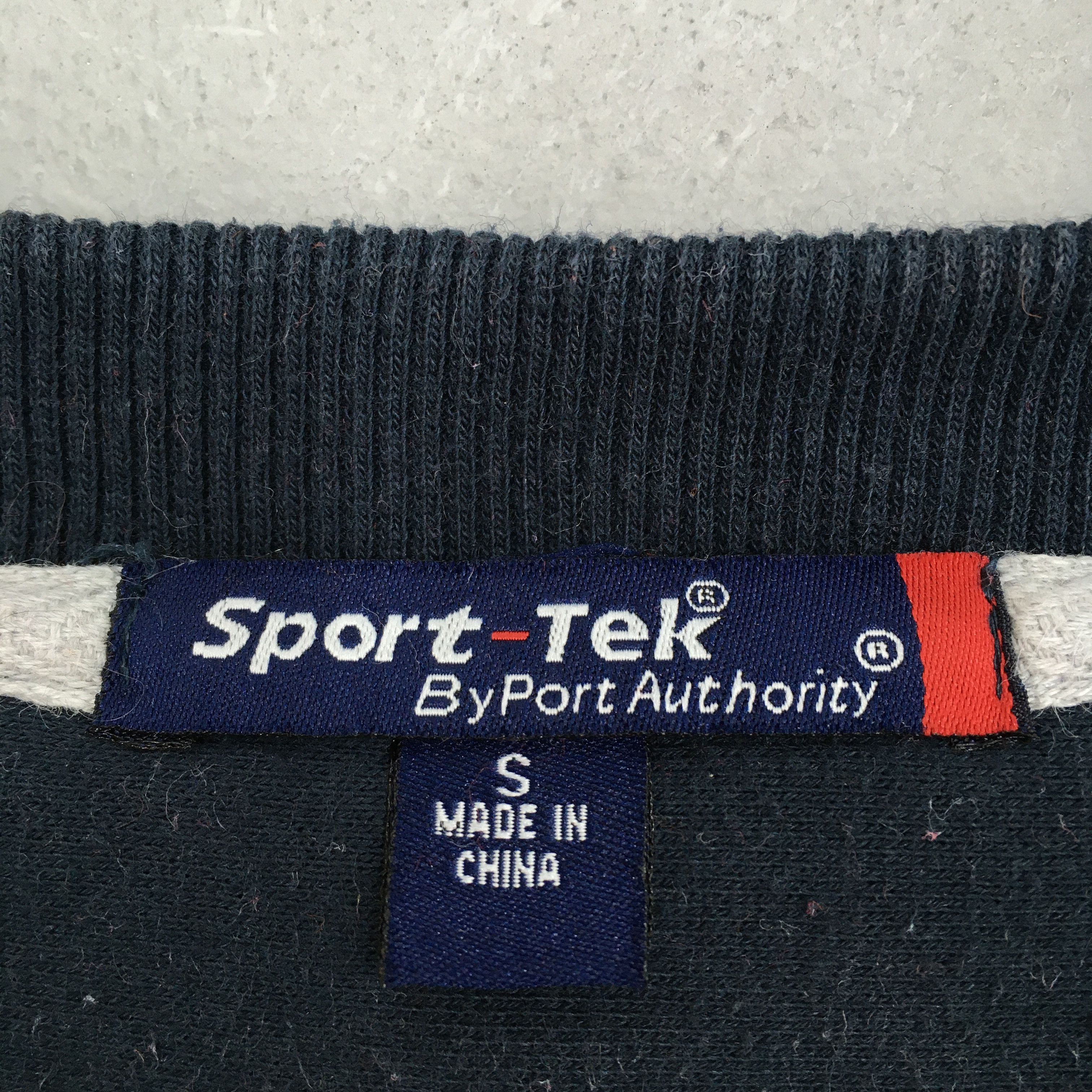 Vintage Vintage 90s PLHS Ski And Snowboard Black Sweatshirt Small Size US S / EU 44-46 / 1 - 3 Thumbnail