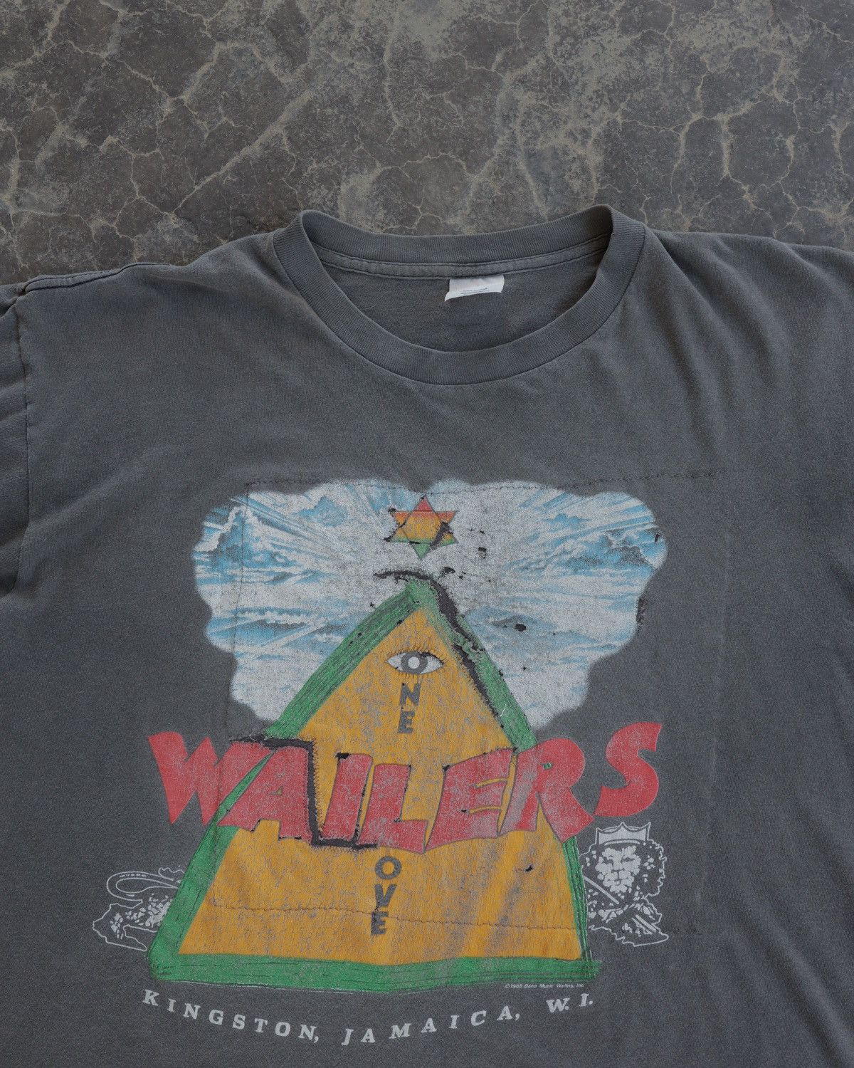 Rap Tees Vintage 80s The Wailers One Love Jamaica USA Faded Black Tee Size US XL / EU 56 / 4 - 2 Thumbnail