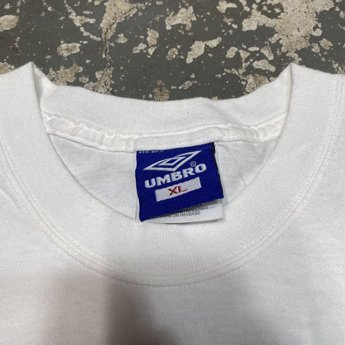 Vintage Vintage England Umbro Soccer Football Tshirt Size US XL / EU 56 / 4 - 7 Thumbnail