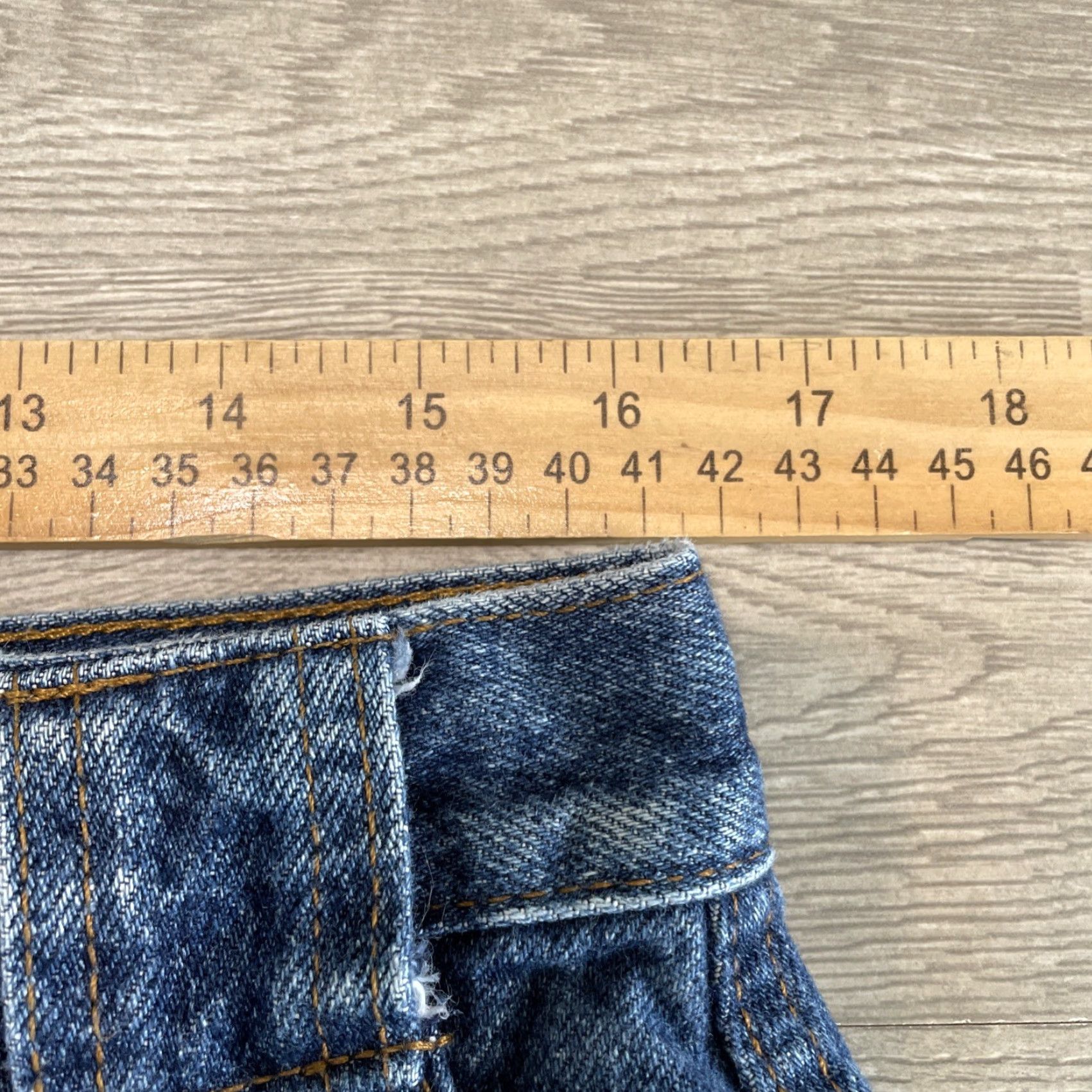 Vintage VINTAGE CHIC 90s Denim Midi Skirt Women Size 18 Blue A-Line 100% Cotton Size 40" / US 18 - 4 Thumbnail