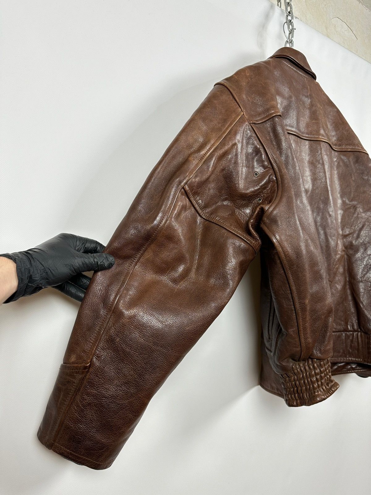 Chevignon Vintage Chevignon France A-2 Brown Heavy Leather Jacket Size US XL / EU 56 / 4 - 17 Thumbnail