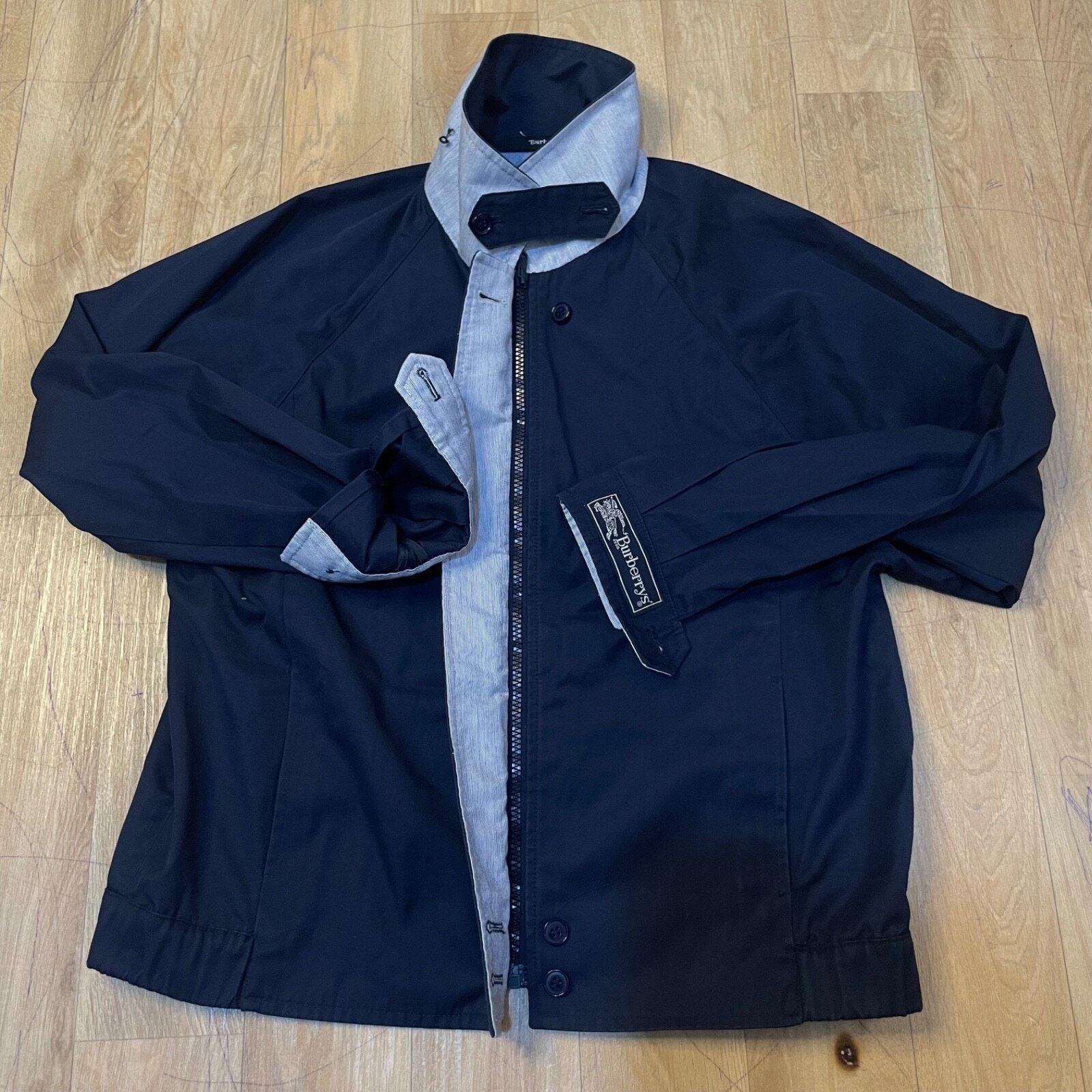 Burberry VINTAGE BURBERRY Bomber Jacket winter COAT cotton BLUE NAY Size M / US 6-8 / IT 42-44 - 6 Thumbnail