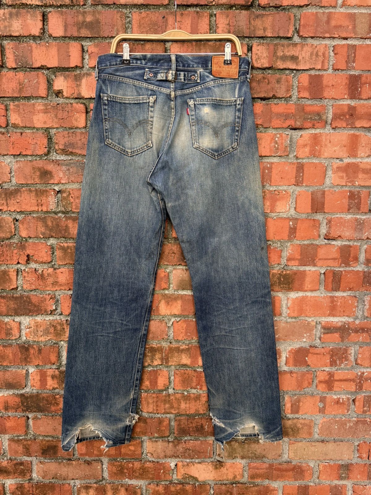 Levi's Vintage Clothing W34x34.5 Vintage levi’s 702 redline big E buckle back Size US 34 / EU 50 - 2 Thumbnail
