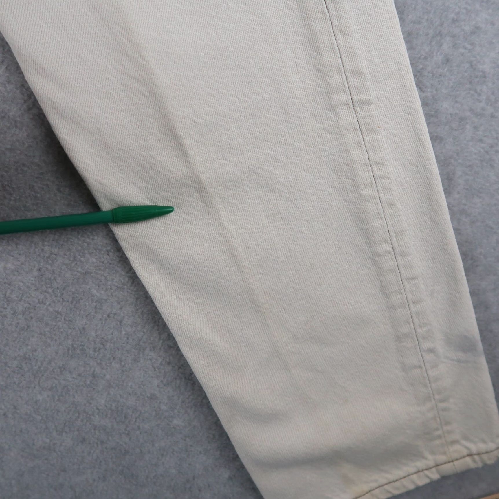 Levi's VINTAGE Levi's 501 Jeans Mens Beige 32x36 Straight Denim Regular Belt Loops 5-Pocket USA 90s USA Theme 90s Size US 32 / EU 48 - 7 Thumbnail