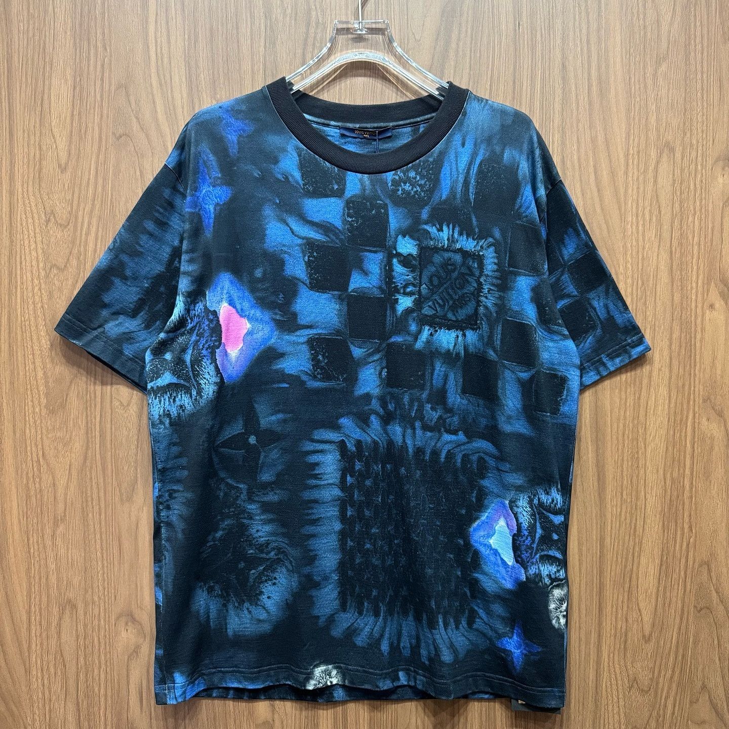 Louis Vuitton Louis Vuitton Digital Print T-Shirt Size XL Size US XL / EU 56 / 4 - 1 Thumbnail