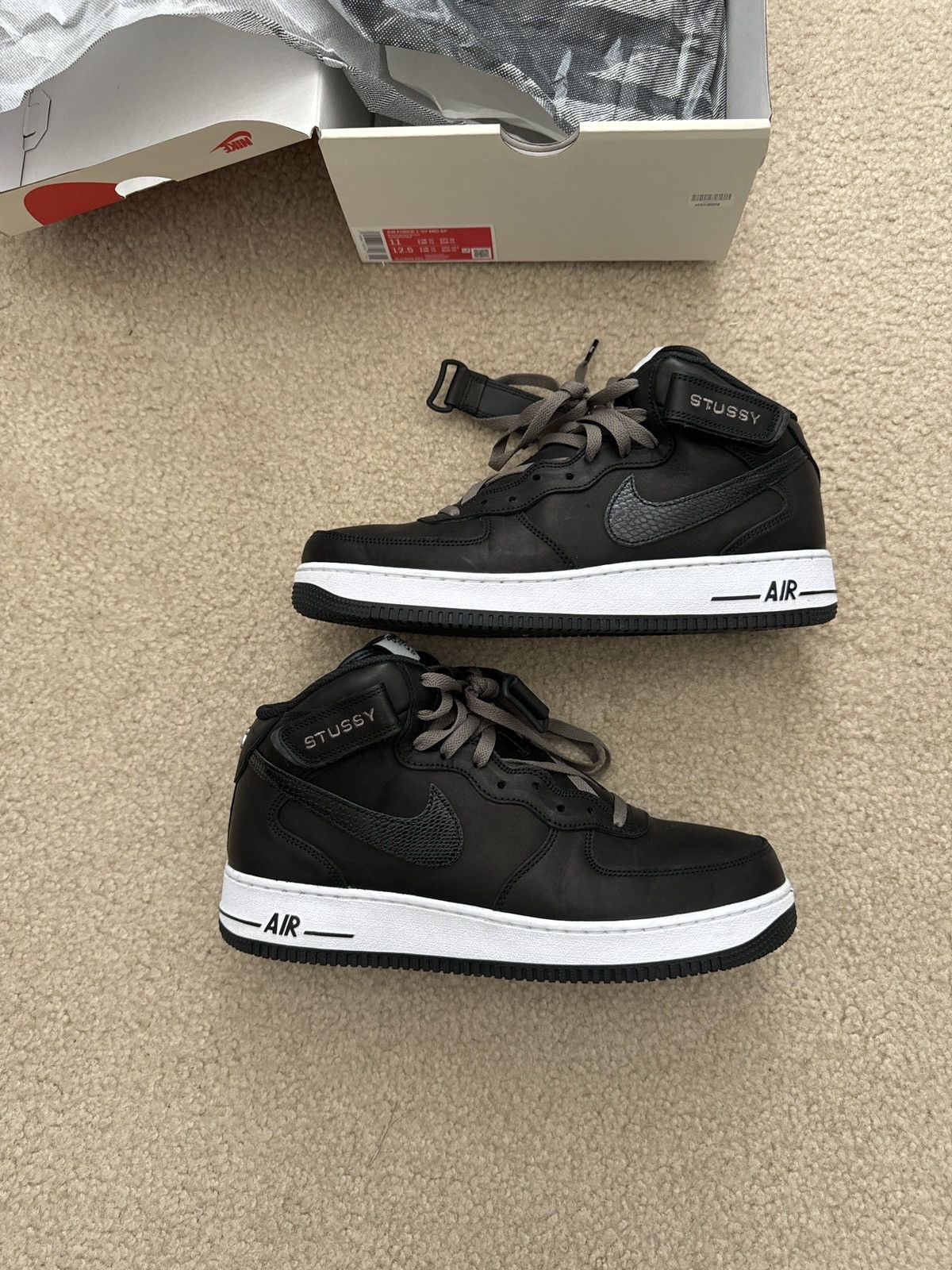 buzo nike x stussy