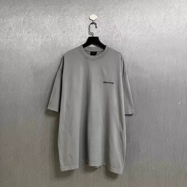Balenciaga Balenciaga BB Logo Cement Gray Short Sleeve - dmc Size US L / EU 52-54 / 3 - 1 Thumbnail