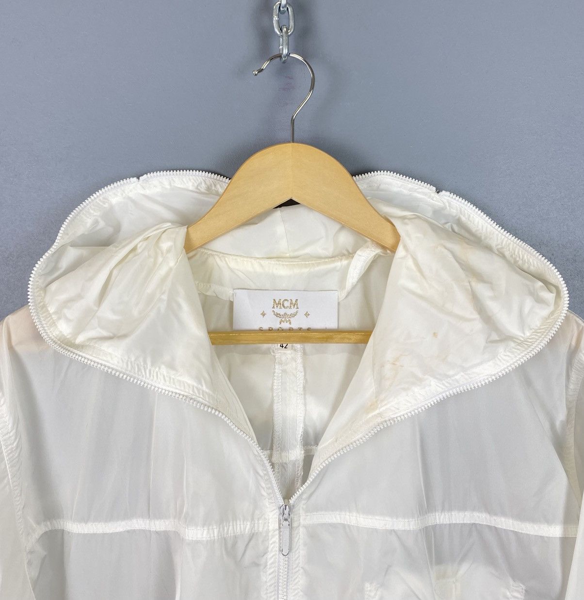 Vintage Vintage MCM Sports Rain Coat Men’s Luxury Size 42 White Top Size US XS / EU 42 / 0 - 7 Thumbnail
