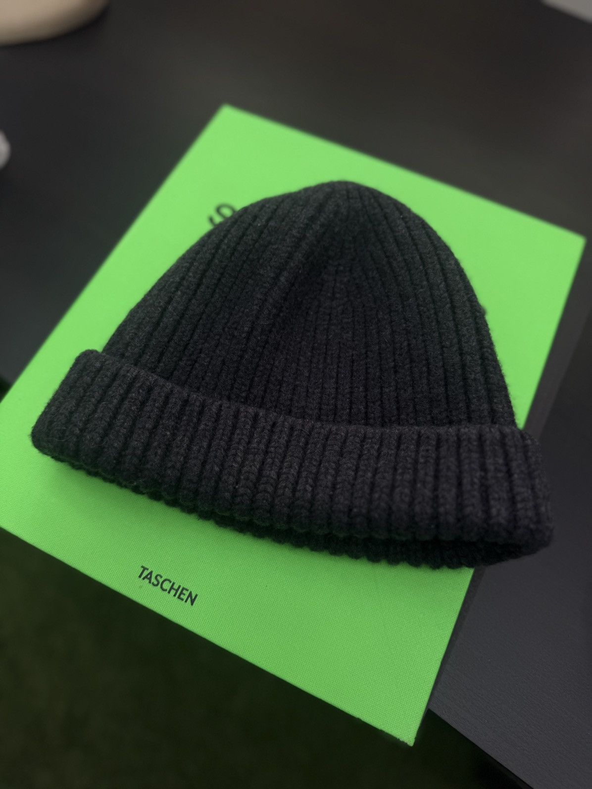 Off-White Off White Grey Beanie Hat Pre Owned 🧼 Size ONE SIZE - 7 Thumbnail