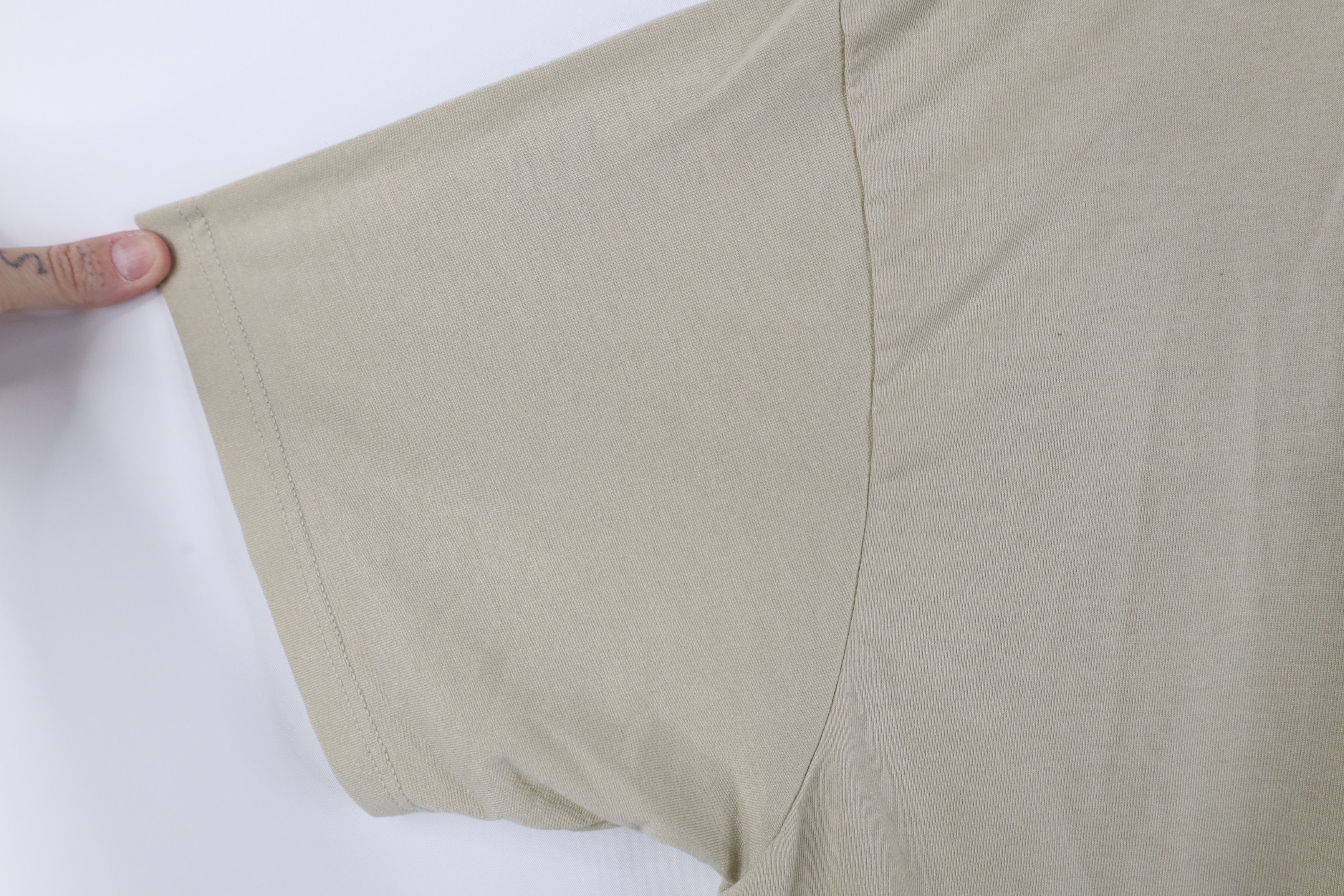 Vintage Vintage 90s Streetwear Knit Short Sleeve T-Shirt Beige USA Size US XXL / EU 58 / 5 - 5 Thumbnail