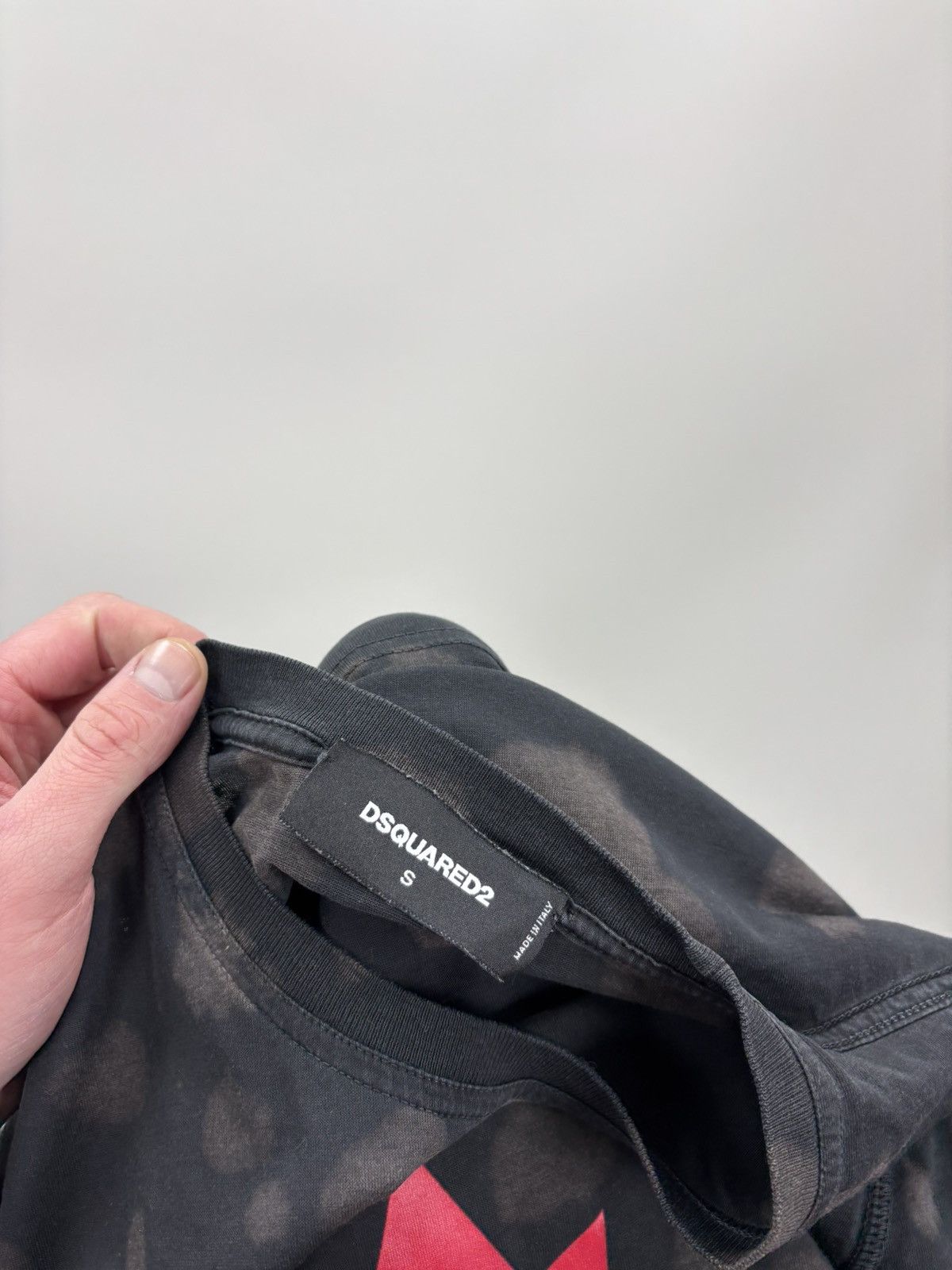 Dsquared2 Mens handmade t shirt Dsquared2 Size S Color Black Size US S / EU 44-46 / 1 - 9 Thumbnail