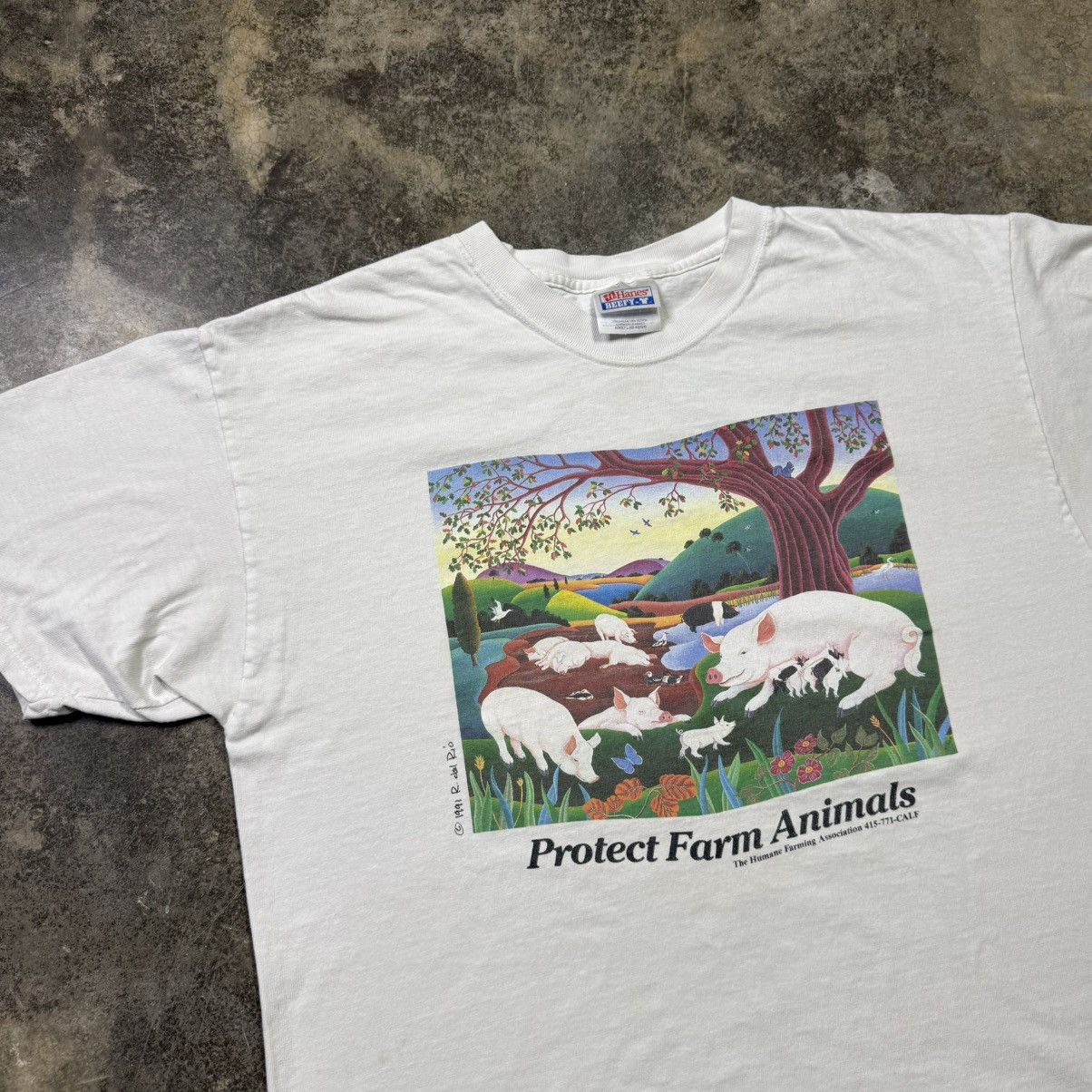Vintage vintage protect farm animals art tshirt Size US L / EU 52-54 / 3 - 2 Thumbnail