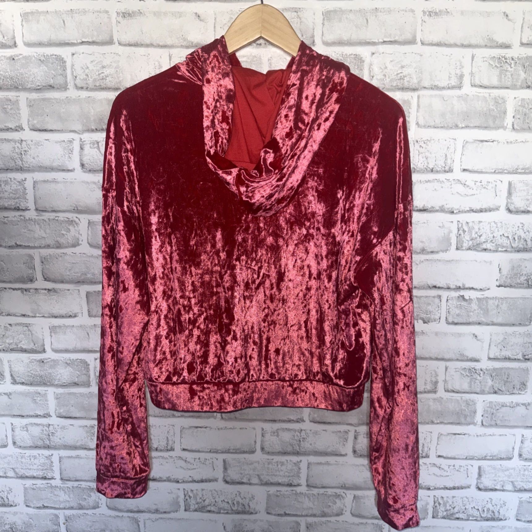 Fabletics NWT Fabletics PINK Full Zip velour Jacket Woman’s Size S Size S / US 4 / IT 40 - 4 Thumbnail
