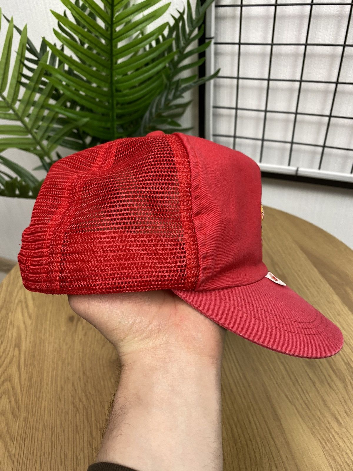 Vintage Vintage Manchester United Trucker Hat Football Cap Soccer Size ONE SIZE - 6 Thumbnail