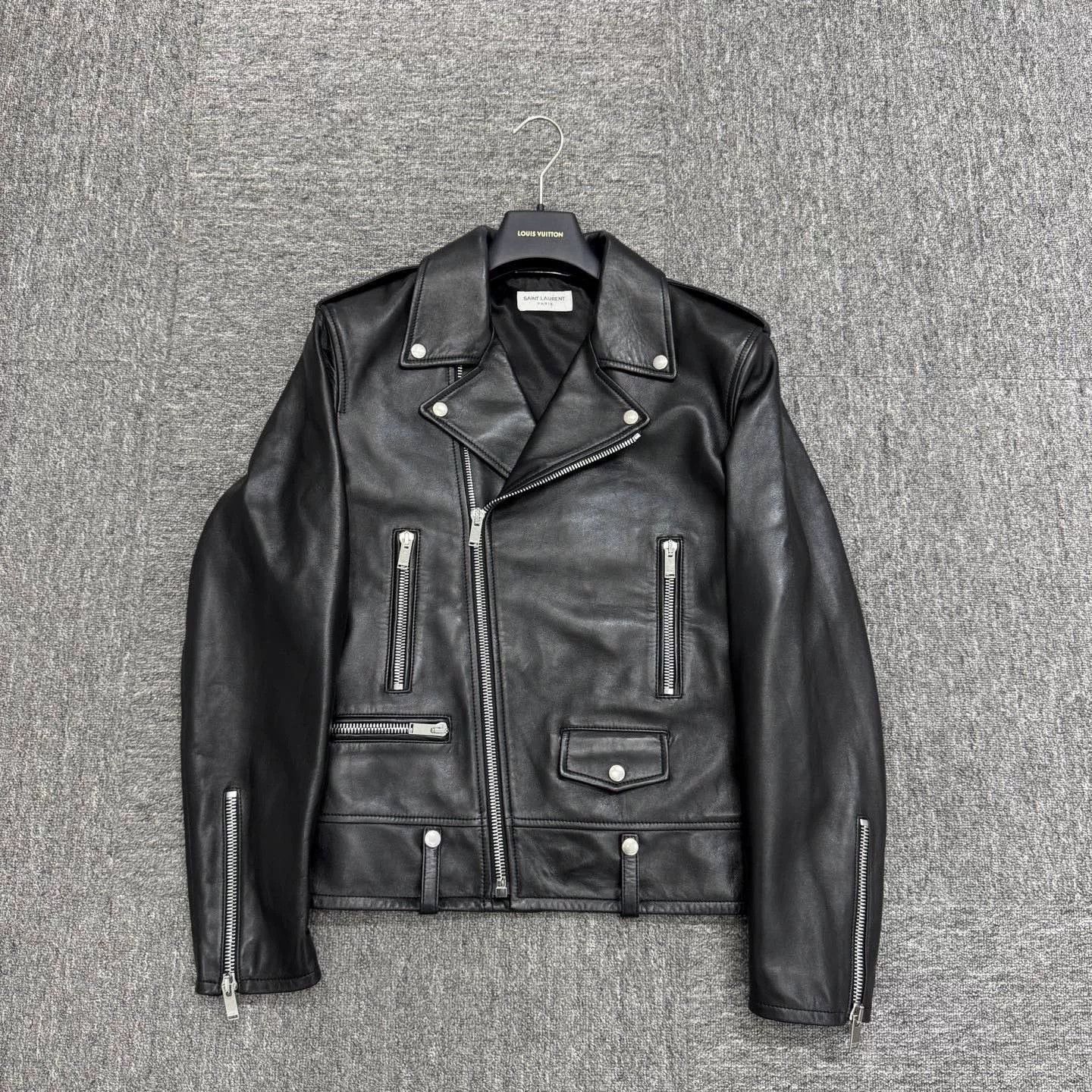 Schott black leather motorcycle jacket size 50 Size US L / EU 52-54 / 3 - 1 Thumbnail