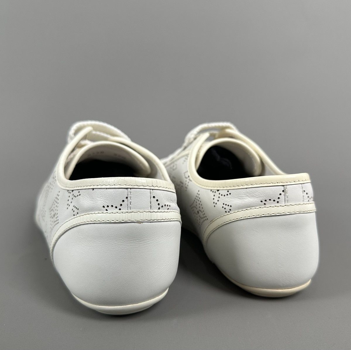 Louis Vuitton Louis Vuitton - Mahina Trainer Sneakers - Monogram Details Size US 7.5 / IT 37.5 - 8 Thumbnail