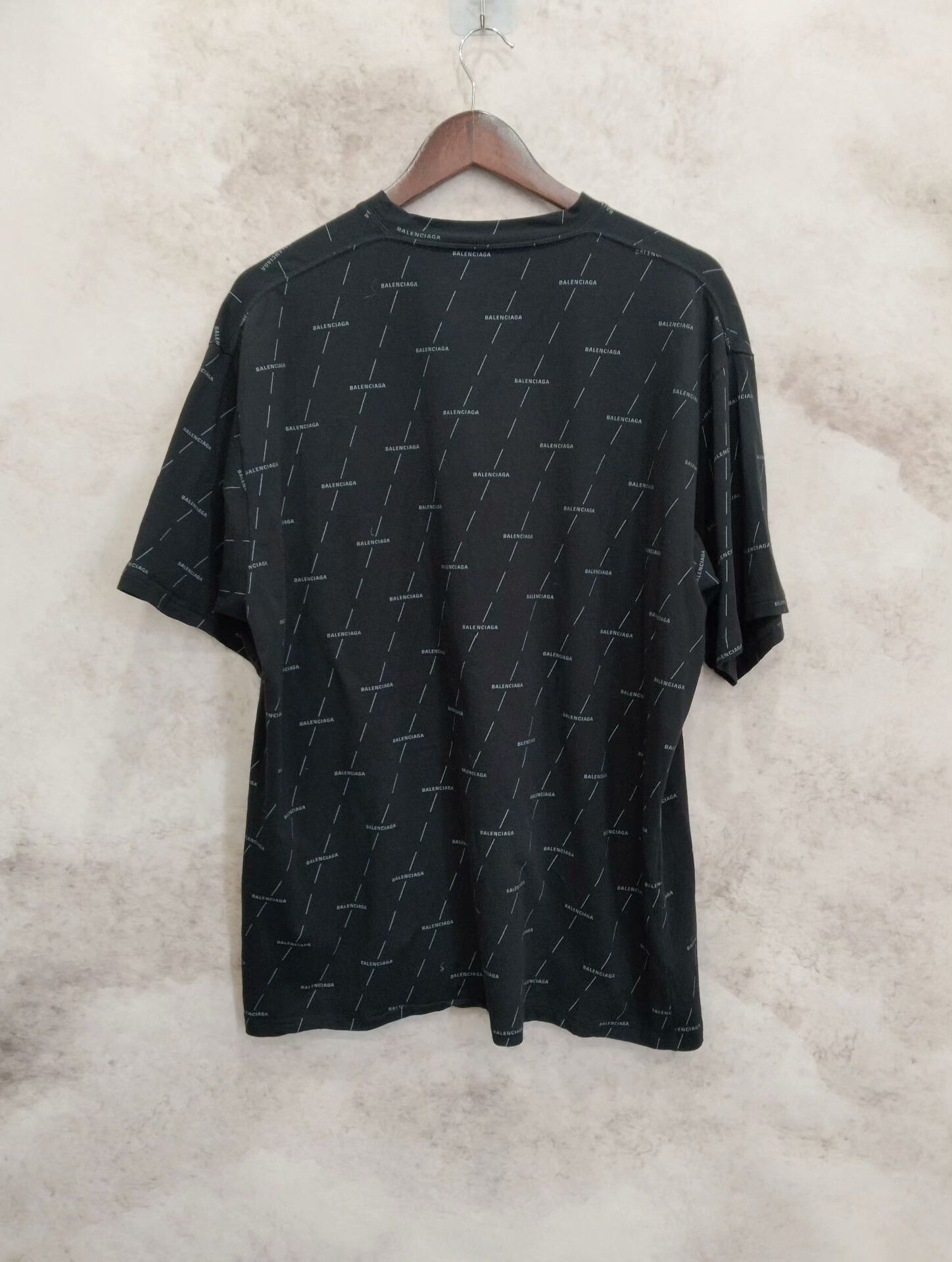 Balenciaga balenciaga black oversized graphic t-shirt Size US M / EU 48-50 / 2 - 2 Thumbnail